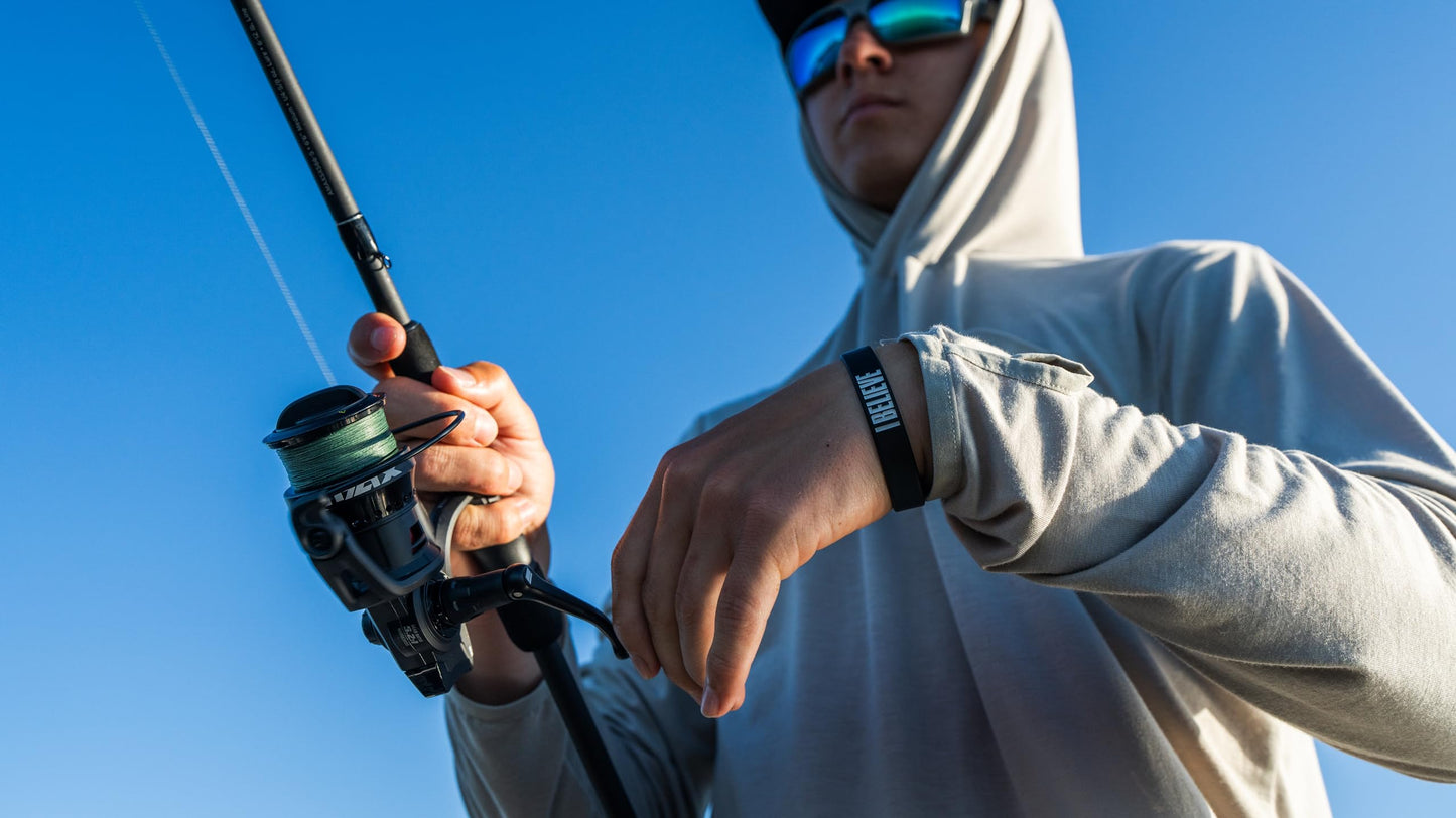 Abu Garcia Max SX Size 2500 Spinning Fishing Reel, High-Performance Freshwater Reel, A-Symmetric Carbon Frame and Rotor, Durable & Lightweight Construction, Max Drag of 7lb | 3.1kg