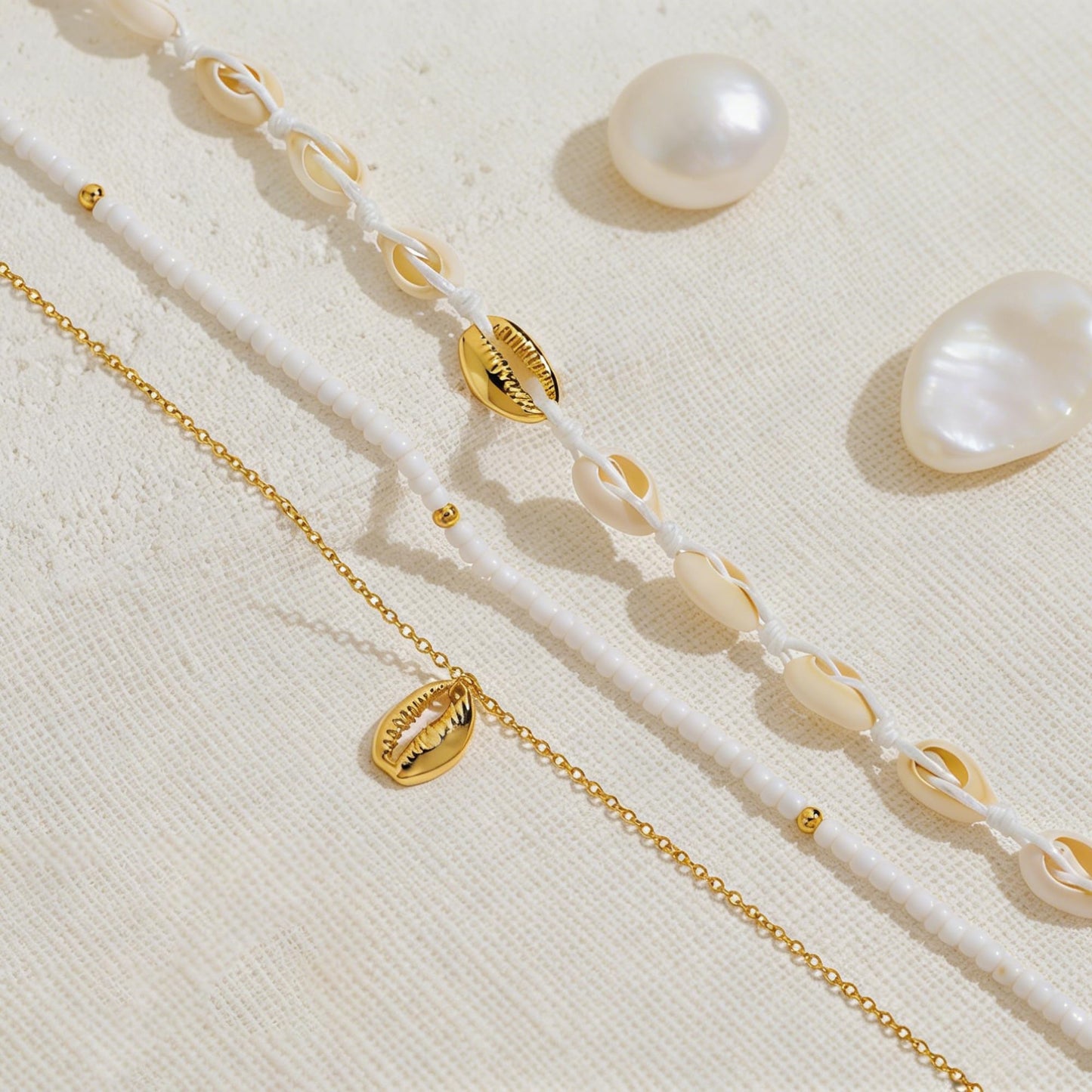 ENSKEFEN Sea Shell Necklaces for Women Three-layer Beach Boho White Shell Beaded Necklace Gold Necklace Summer Fashion Ocean Jewelry