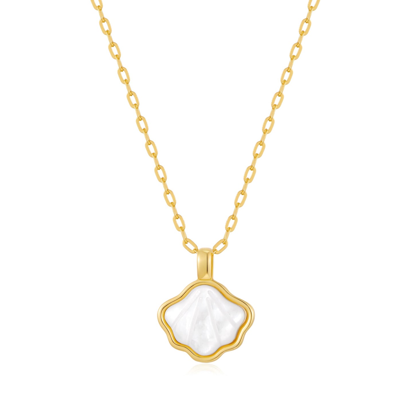 YUJIE Gold Shell Pendant Necklace for Women Dainty 14K Gold Plated Scallop Charm Summer Beach Minimalist Jewelry