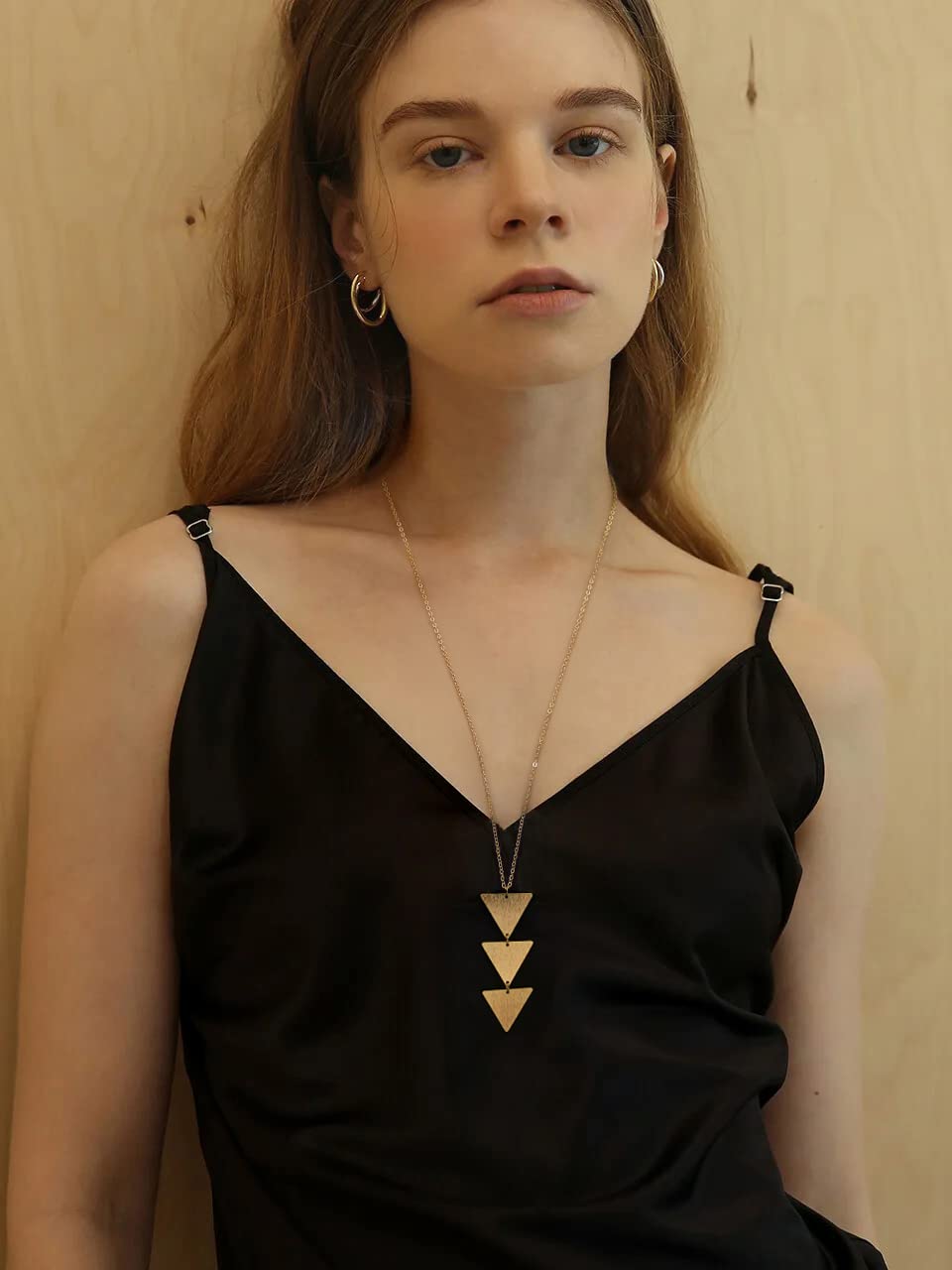Statement Long Triangle Pendant Necklace Adjustable Dainty 18K Gold Sweater Chain Necklace Multi-Layer Pendant Fshion Jewelry for Women