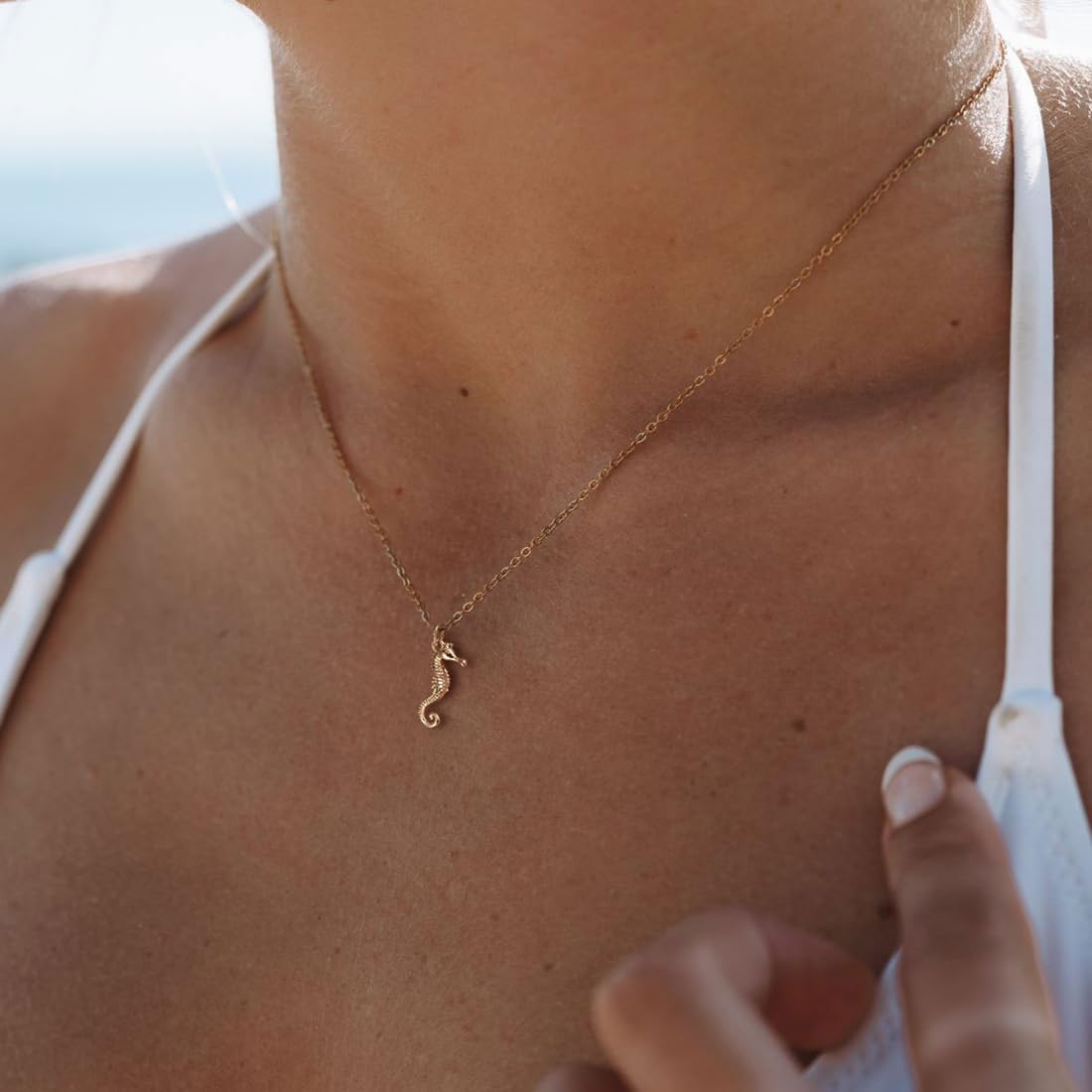 BSGRL Dainty Gold Necklace: 14K Gold Plated Seahorse Sea Beach Necklace for Women 16.5"+2"