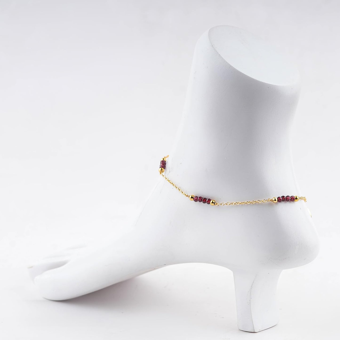 CRYSTALINES Natural Garnet Gemstone Beads, Handmade Station Dangle Star Charms Anklet, 14K Gold Plated, Adjustable Fashion Boho Jewelry for Women, Healing Crystals, Christmas Gift