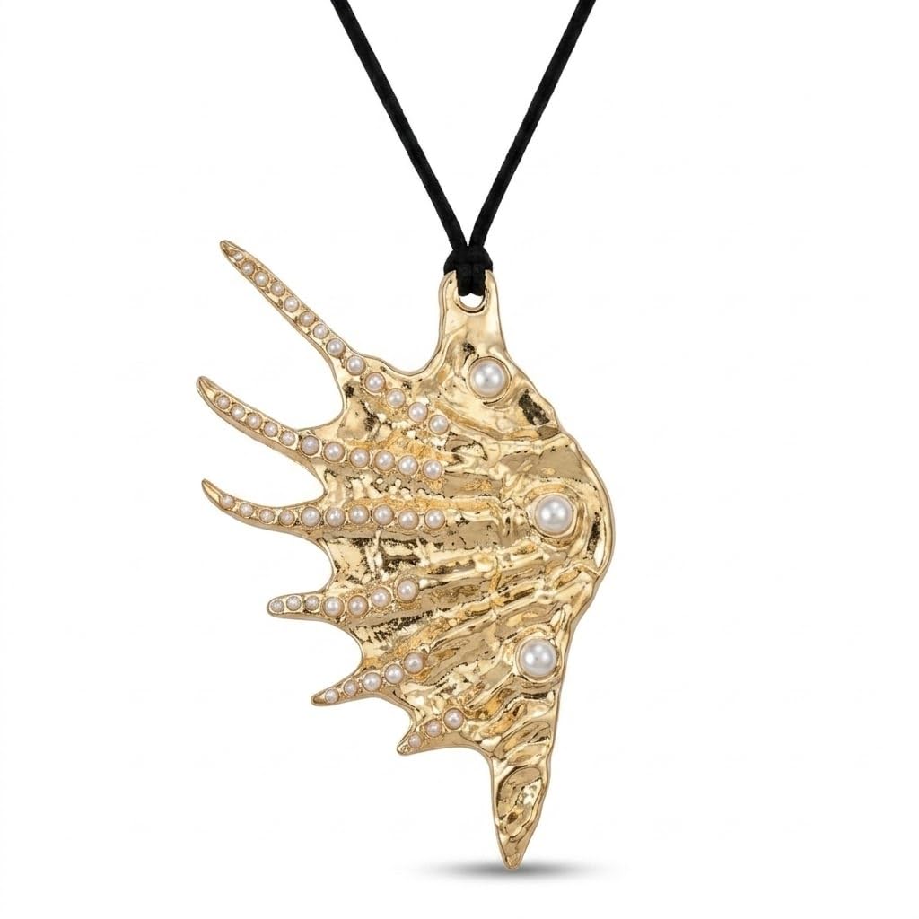 Large 14K Gold Plated Chunky Sea Shell Necklace for Women Leather Cord Gold Tone Pearl Conch Statement Ocean Theme Boho Beach Statement Trendy Jewelry（Gold）
