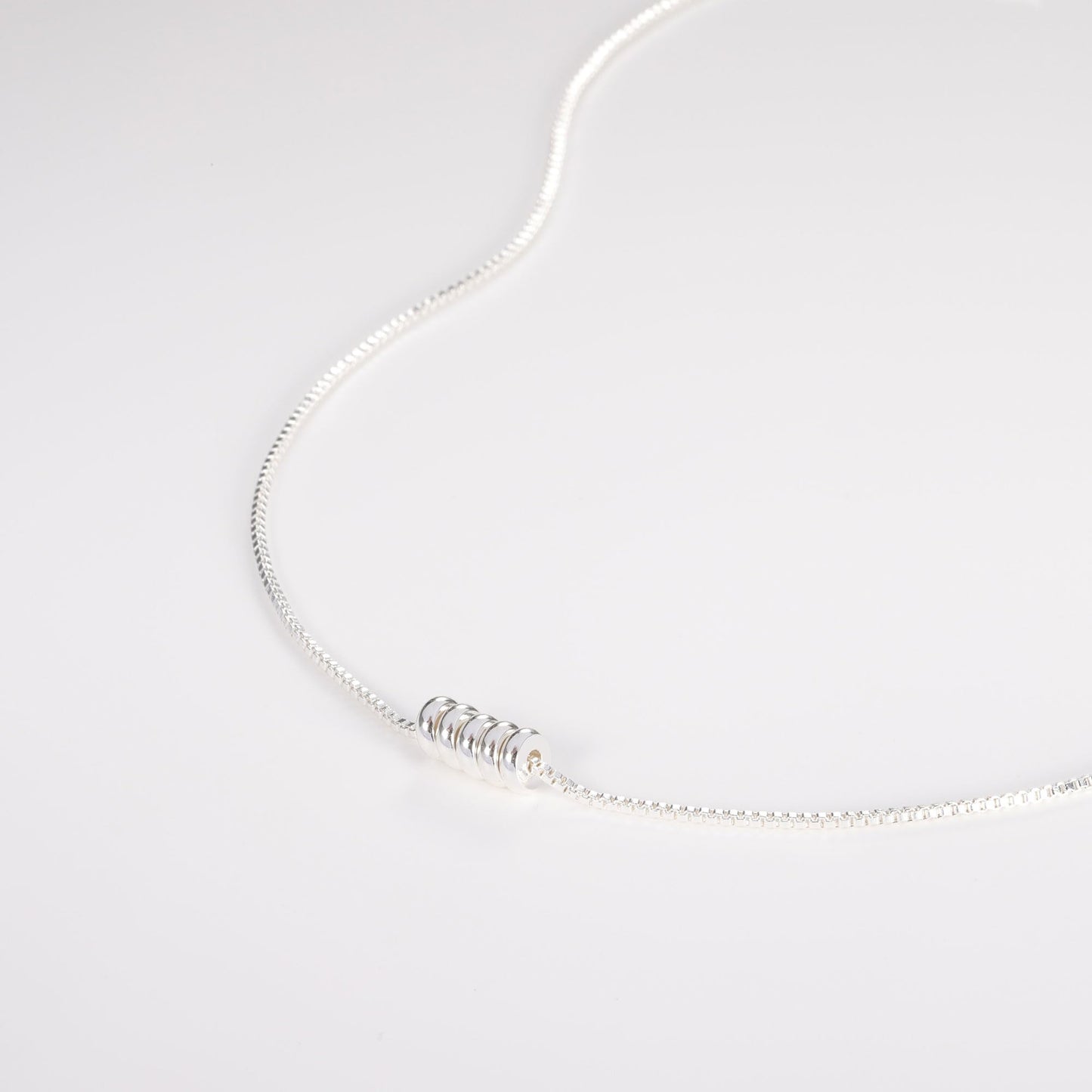 VRIUA Silver Necklace for Women 14K Silver Plated Dainty Silver Necklace Simple Jewelry Everyday