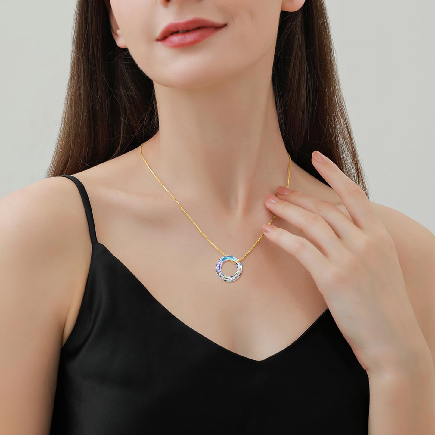 AOBOCO 925 Sterling Silver Circle Necklace with Austrian Crystal, Jewelry for Women Birthday Gift Christmas Holiday Gift (Dia 0.78" Gold Plated)