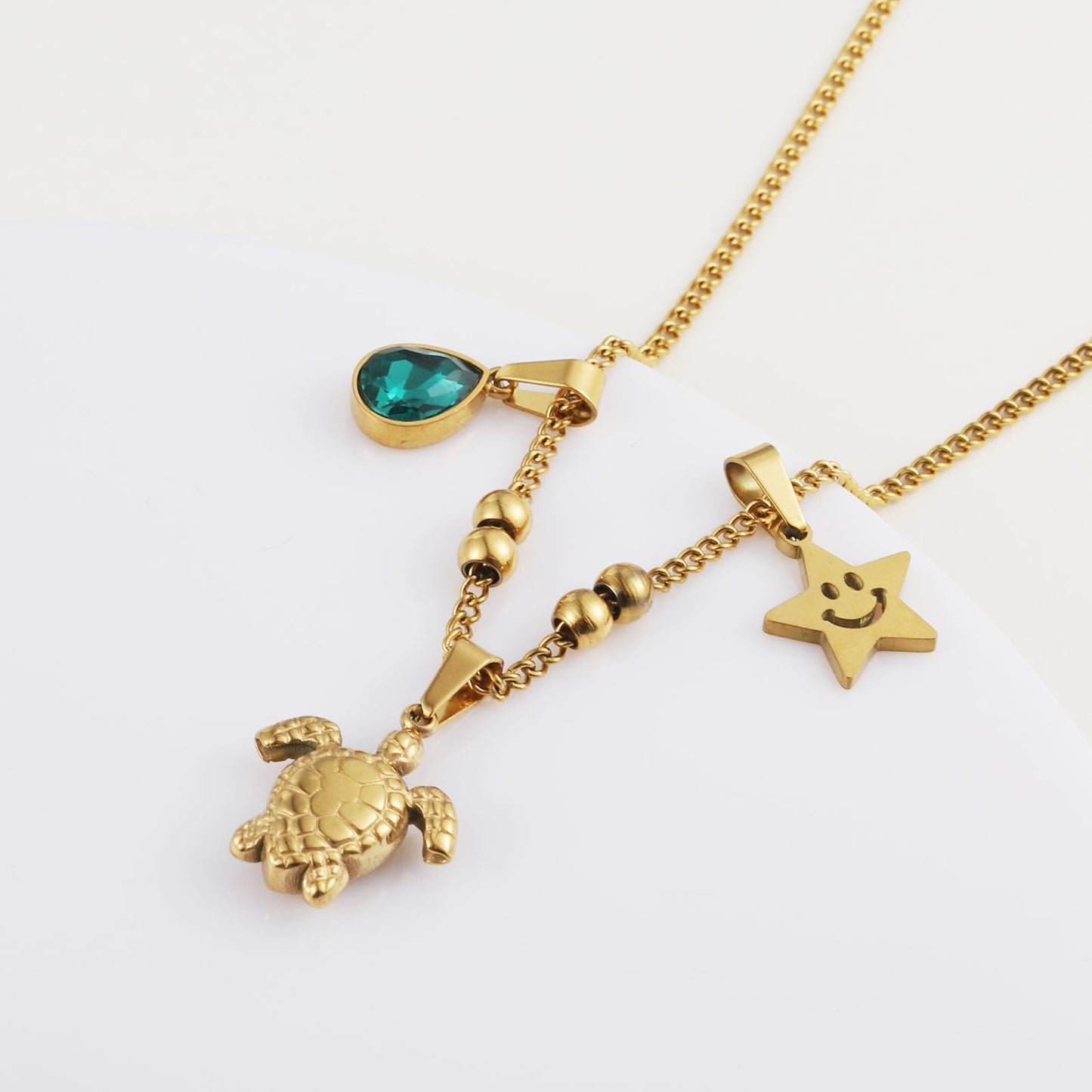 LCTrusttmor Gahna Sea Turtle Necklaces for Women, 18K Gold Plated Slime Star Charm with Adjustable Chain Link for Women, Summer Beach Jewelry Gifts