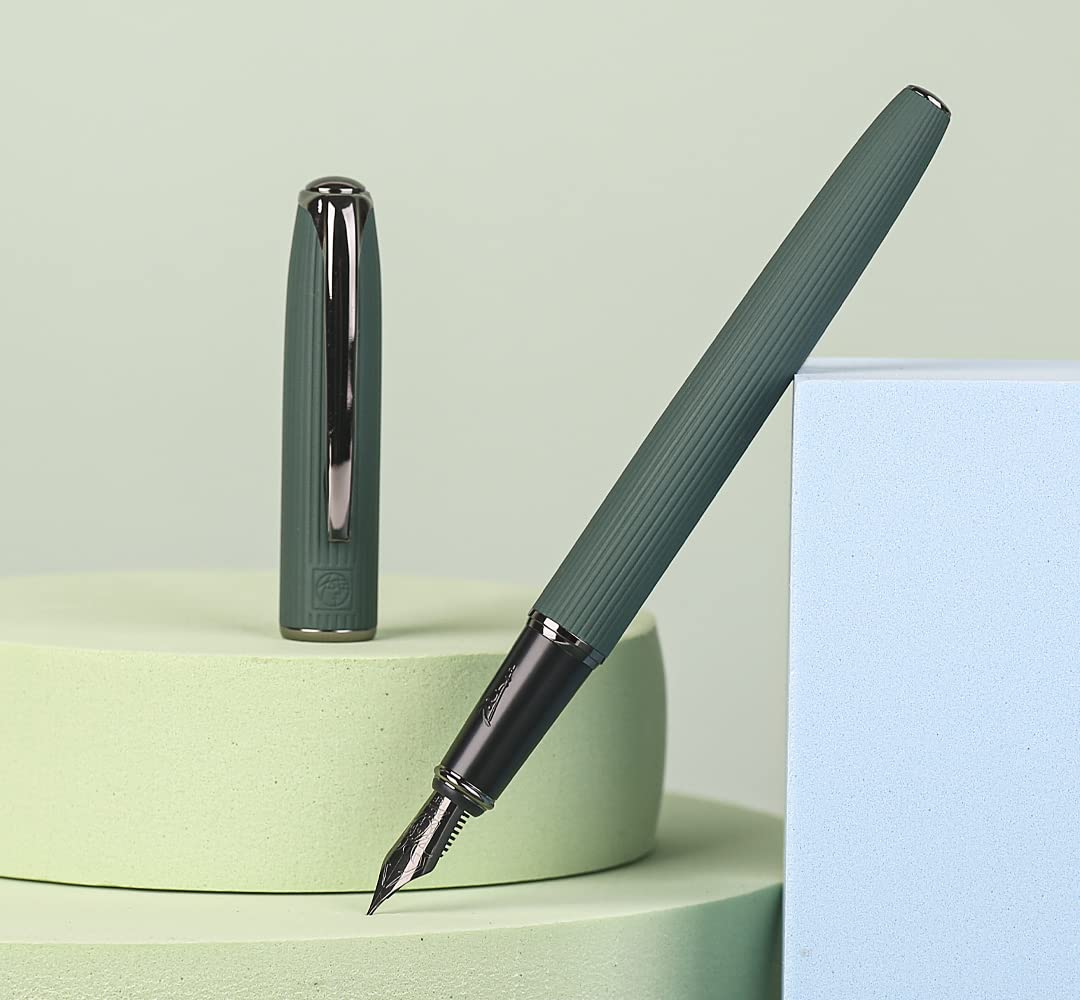 xixixiaozhu Picasso 916 Natural Series Metal Fountain Pen with Gift Box (EF Nib 0.35mm, Larch Green)