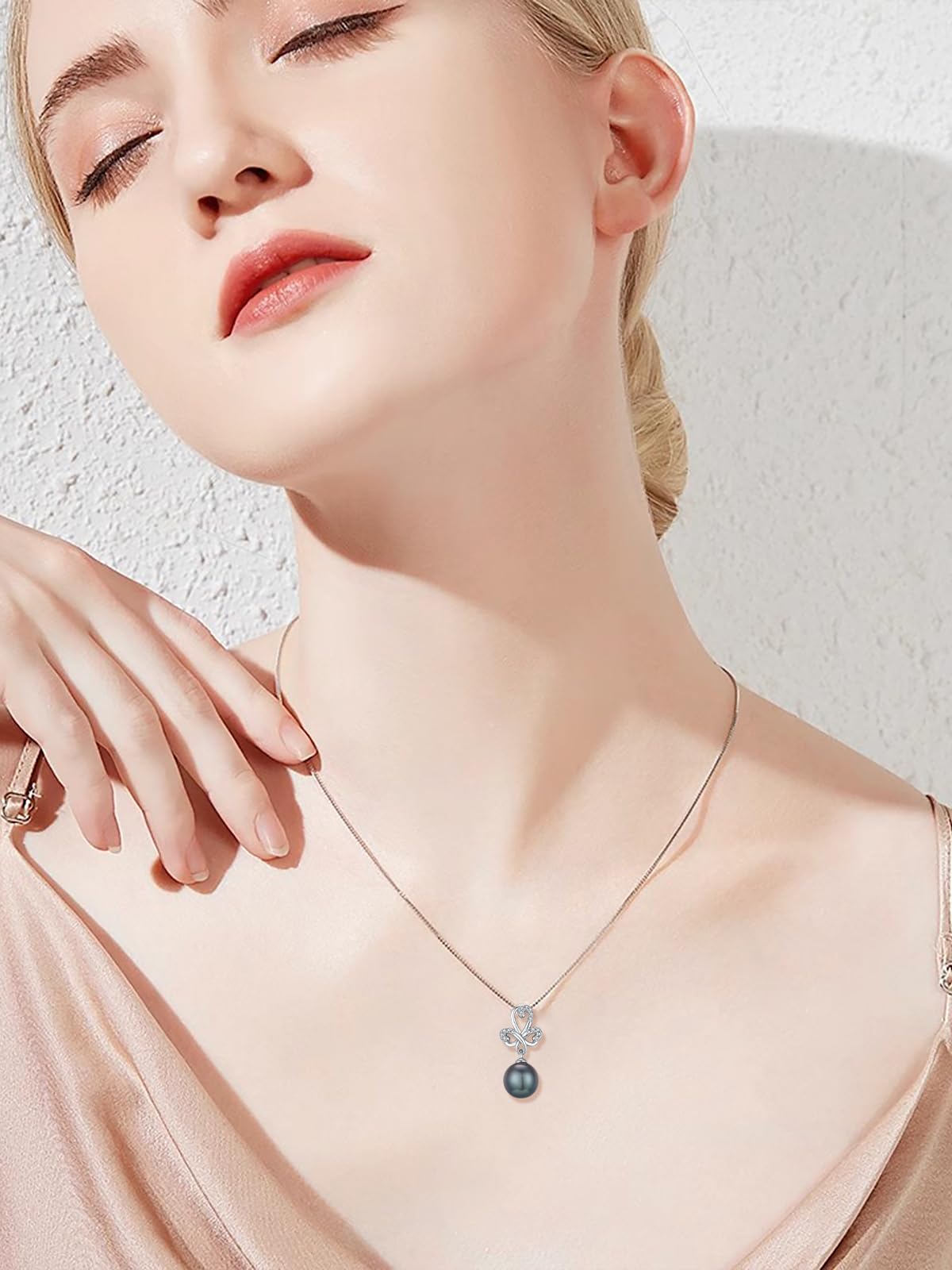 KANNSOAR Tahitian Black Pearl Necklace 18K White Gold Plated Sterling Silver Four Leaf Clover Pendant for Wedding Anniversary Birthday Jewelry Gifts for Women Wife Mom Lover Girlfriend