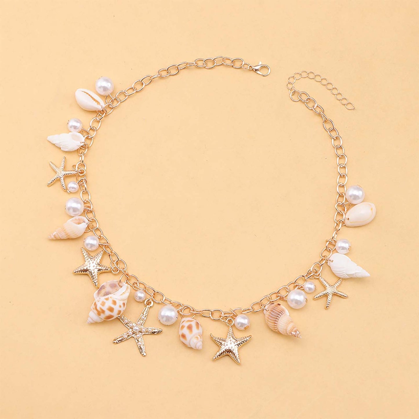 Beach Necklaces for Women Shell Starfish Necklace for Women Gold Plated Boho Layered Pendant Necklace with Pearl Conch Charm Dainty Summer Dress Beach Vacation Jewelry Gifts