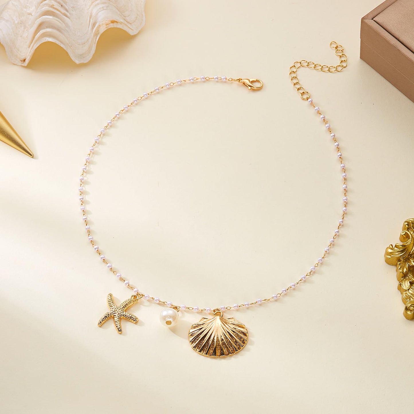 Shell Starfish Necklace for Women Gold Plated Pendant Pearl Necklace Boho Beaded Dainty Adjustable Necklaces Shell Conch Summer Beach Cuff Jewelry Accessories