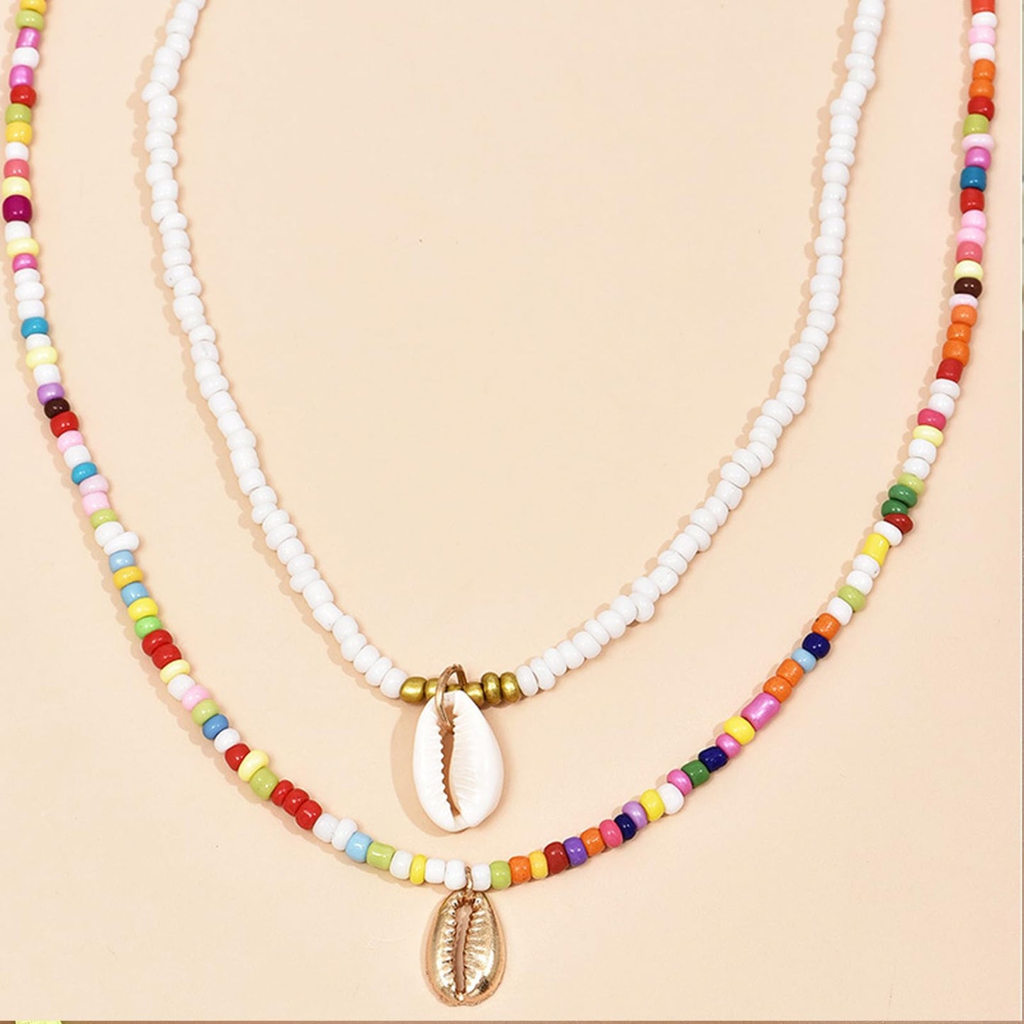 Luolinice Seashell Necklace for Women Gold Shell Necklace Natural Cowrie Shell Pendant Necklace Seashell Charm Necklace Beach Boho Jewelry
