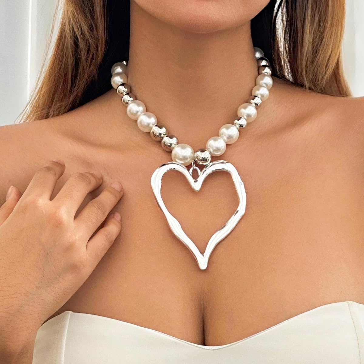 Y2k Large Heart Necklaces for Women Chunky Love Pearl Ball Beads Choker Necklaces Exaggerated Big Hollow Heart Pendant Necklace Statement Jewelry Gifts (Silver1)