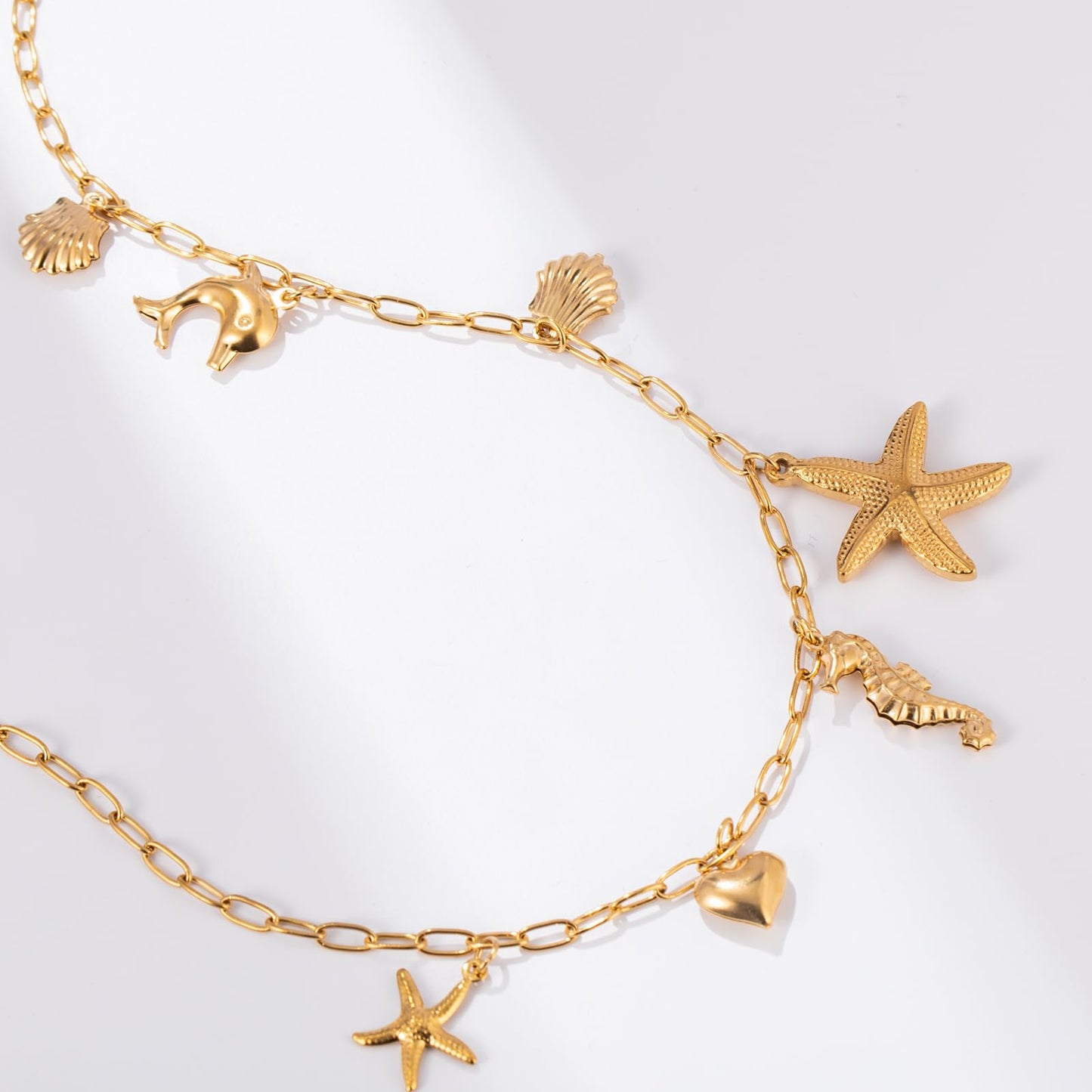 Chunky Gold Necklace Statement Boho Beach Ocean Summer Stainless Steel Jewelry Shell Starfish Turquoise Dolphin Pearl Sun Flower Wave Heart Fish Charm Choker Necklaces for Women(Gold)