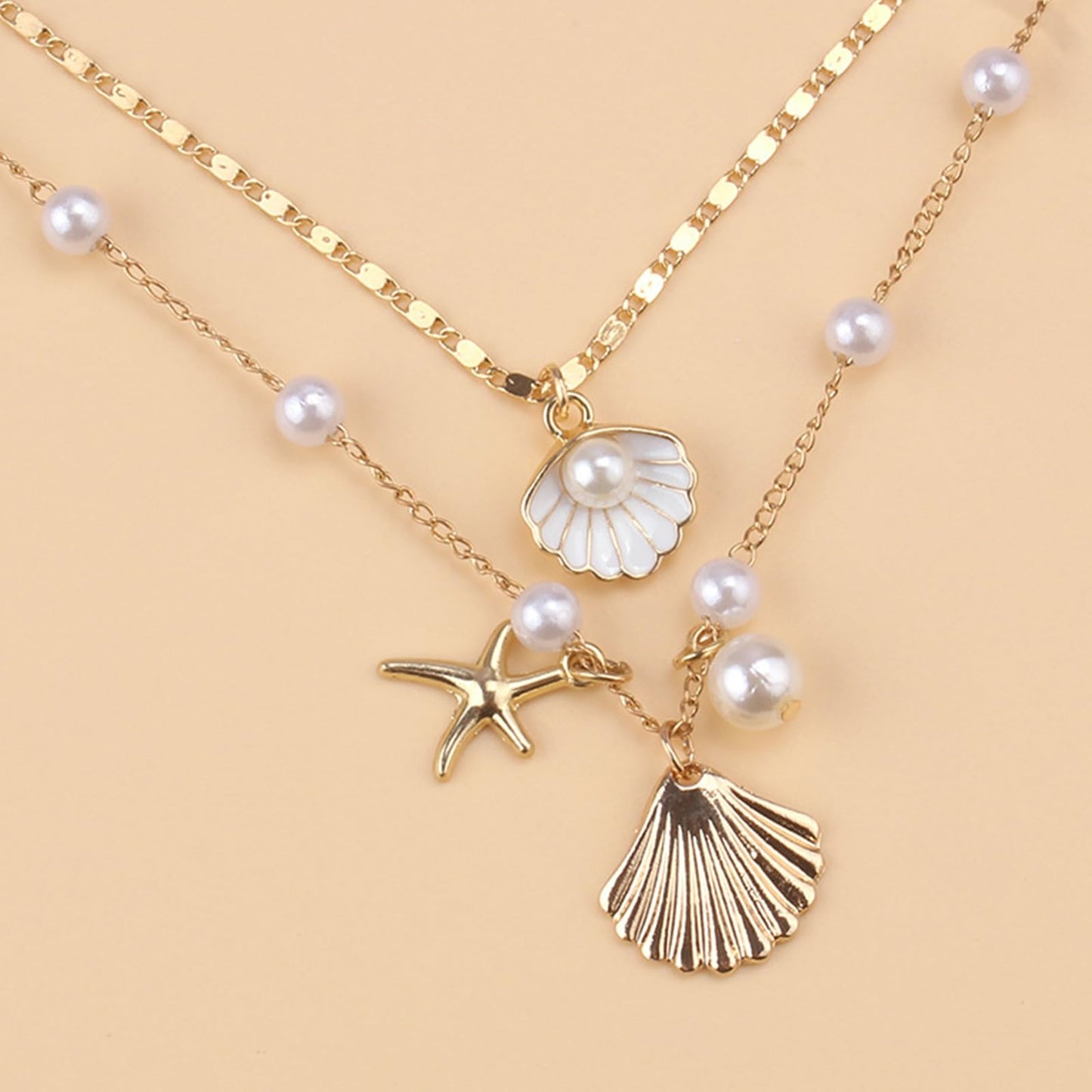 Luolinice Seashell Necklace for Women Gold Shell Charm Necklace Natural Cowrie Pendant Necklace Shell Charm Necklace Beach Boho Jewelry