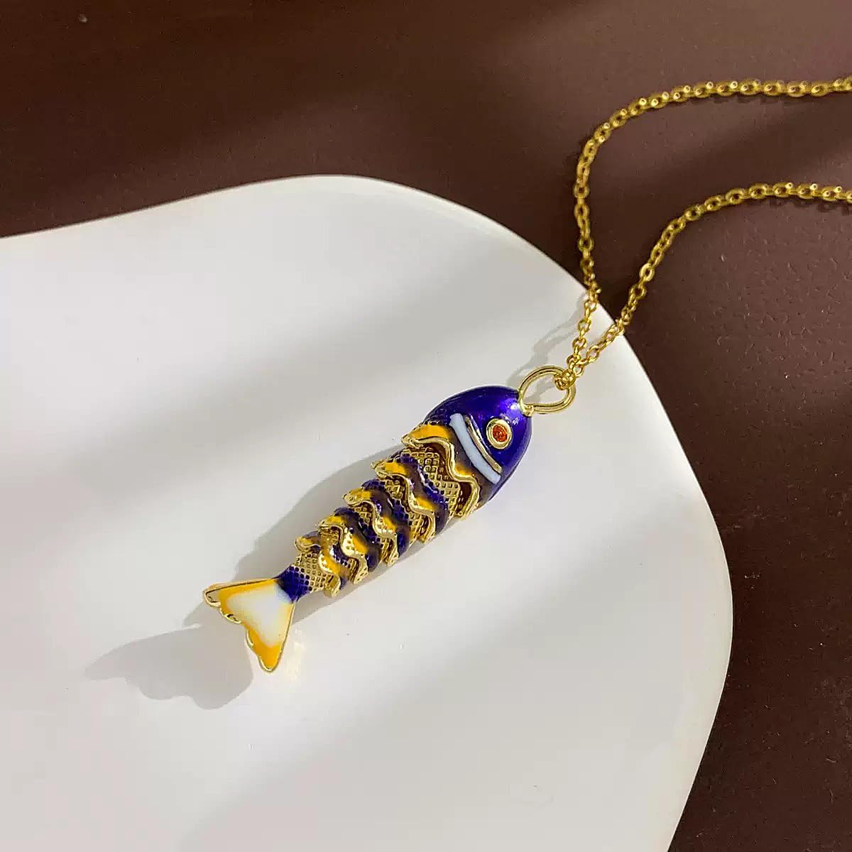 WSTWYC Color Fish Necklace for Women，Dainty Lucky Fish Pendant Necklaces Summer Ocean Minimalist Jewelry gift (black)