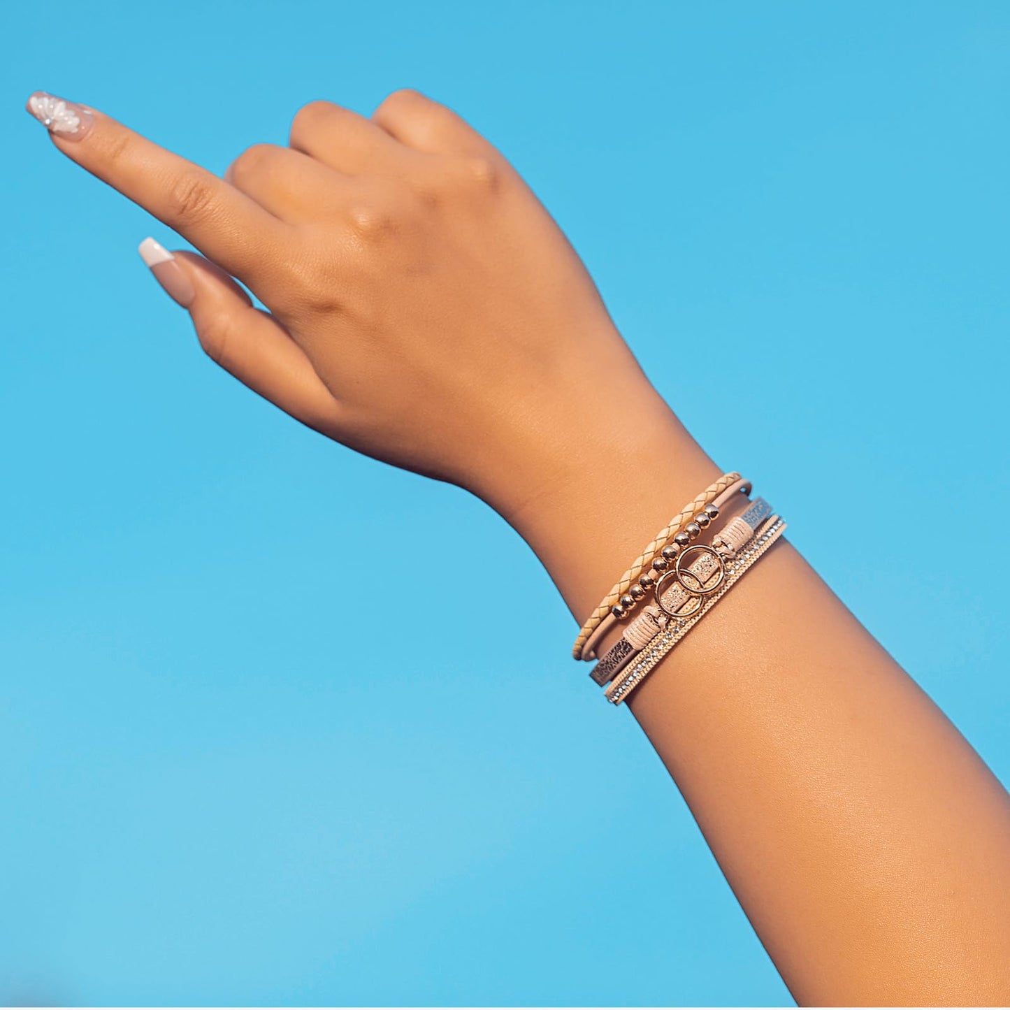 FANCY SHINY Boho Leather Wrap Bracelet Stackable Beaded Infinity Chunky Cuff Bracelets with Magnetic Clasp Western Hippie Outfits Jewelry Gifts for Women(Gold)