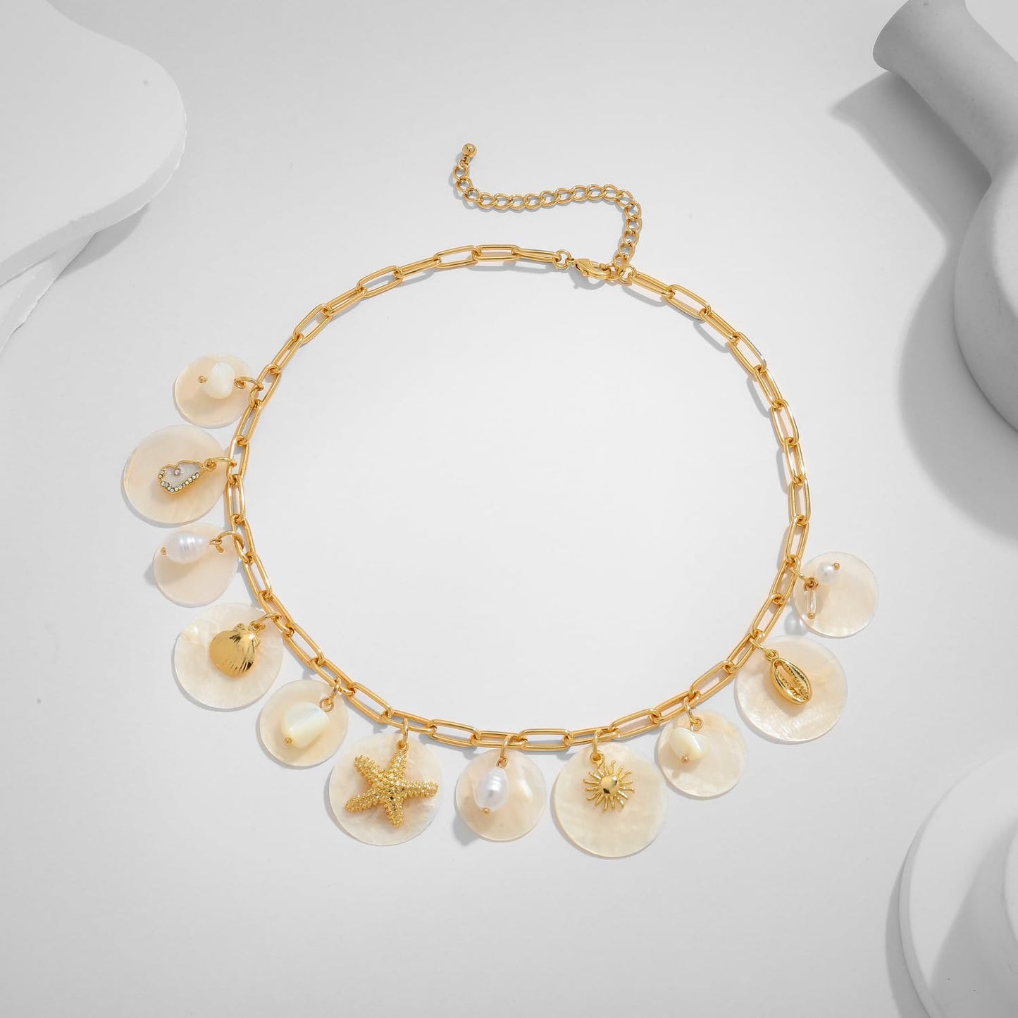 LILIE&WHITE Sea Shell Necklace For Women With Ocean Disc Charms Conch Starfish Necklace Summer Beach Necklaces Mermaid Necklaces Paper Clip Chain Fashion Jewelry