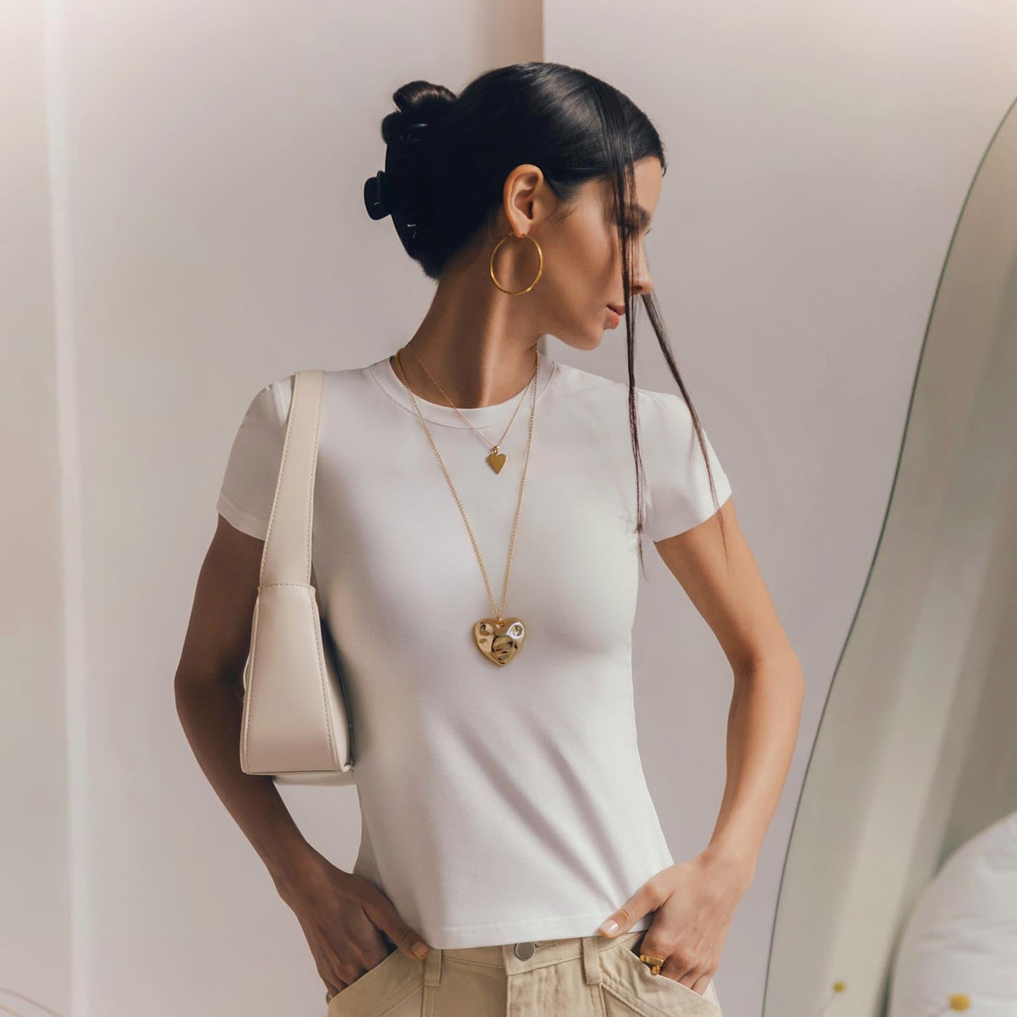 Simple Gold Statement Long Necklace for Women Trendy Heart Pendant Charm Necklace Dainty Gold Sweater Chain Necklace
