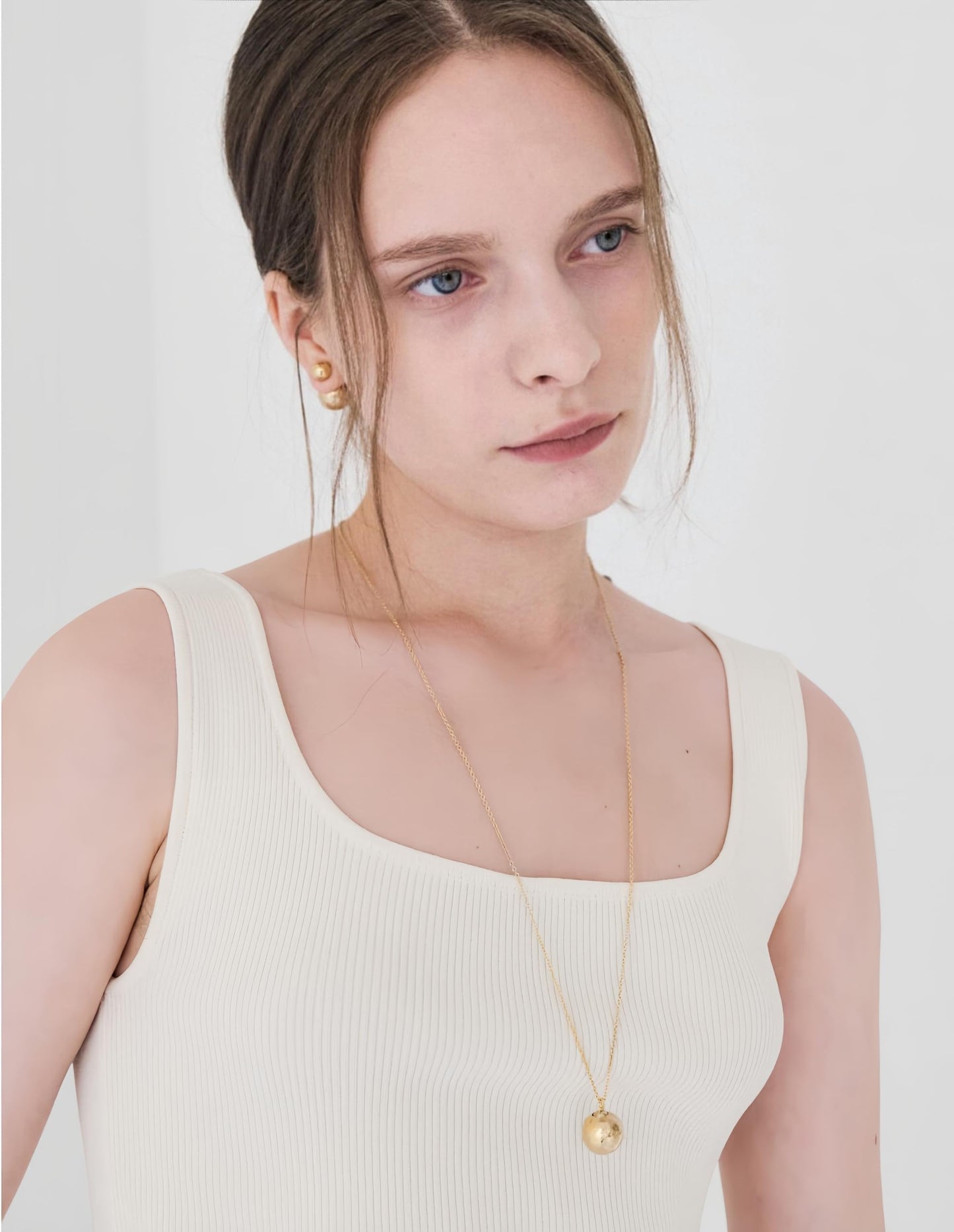 CANEVINKA 18k Gold Plated Ball Pendant Long Chain Necklace Dainty Personalized Handmade Layered Charm Spherical Sweater Necklace Glossy Minimalist Geometry Pendant Thin Cable Chain Necklace for Women