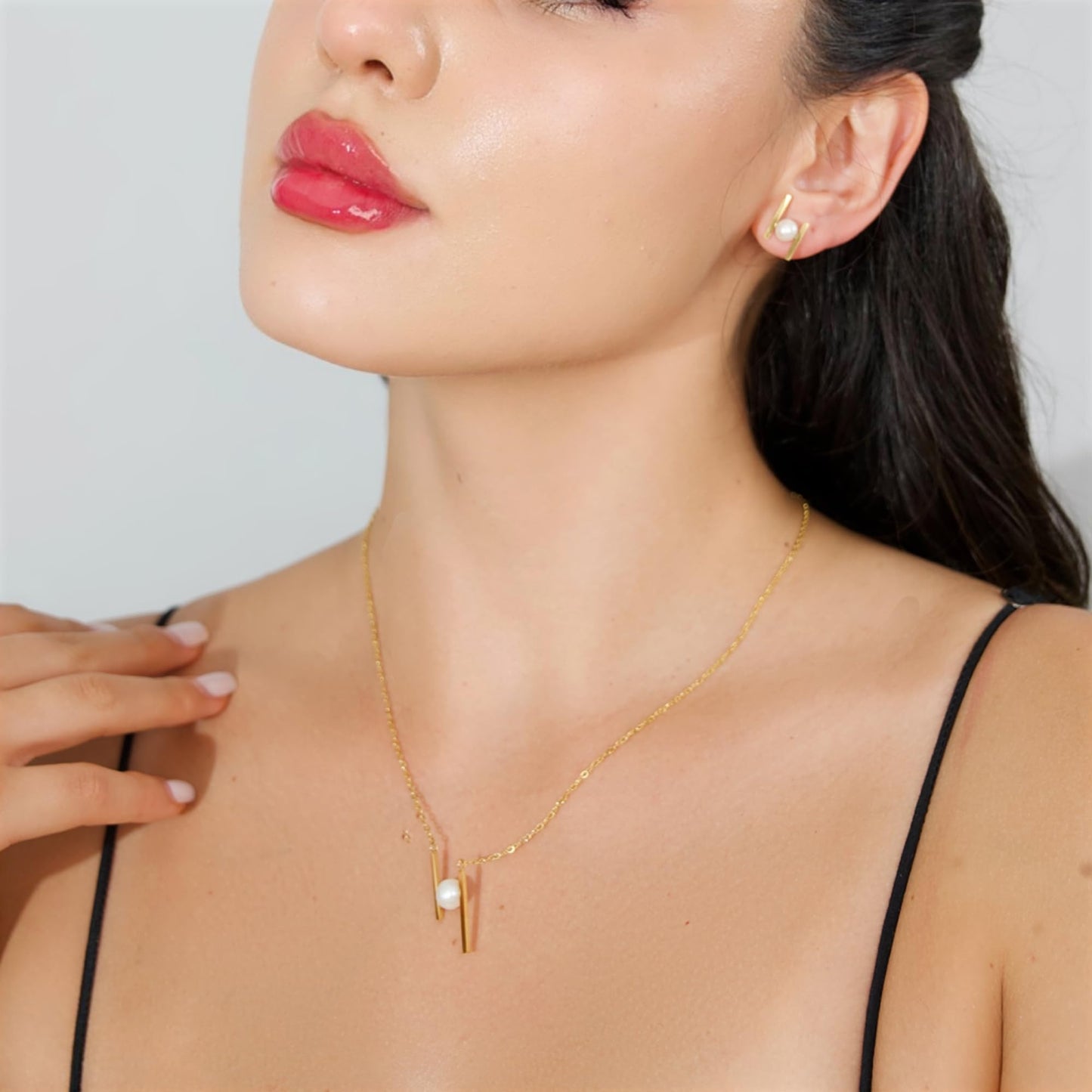 GLOSSET Gold Pearl Necklace and Earring Set, 18K Gold Plated Earrings and Necklace Set for Women, Dainty Freshwater Pearl Set Jewelry for Women Girls Gift (Gold - H Shape)