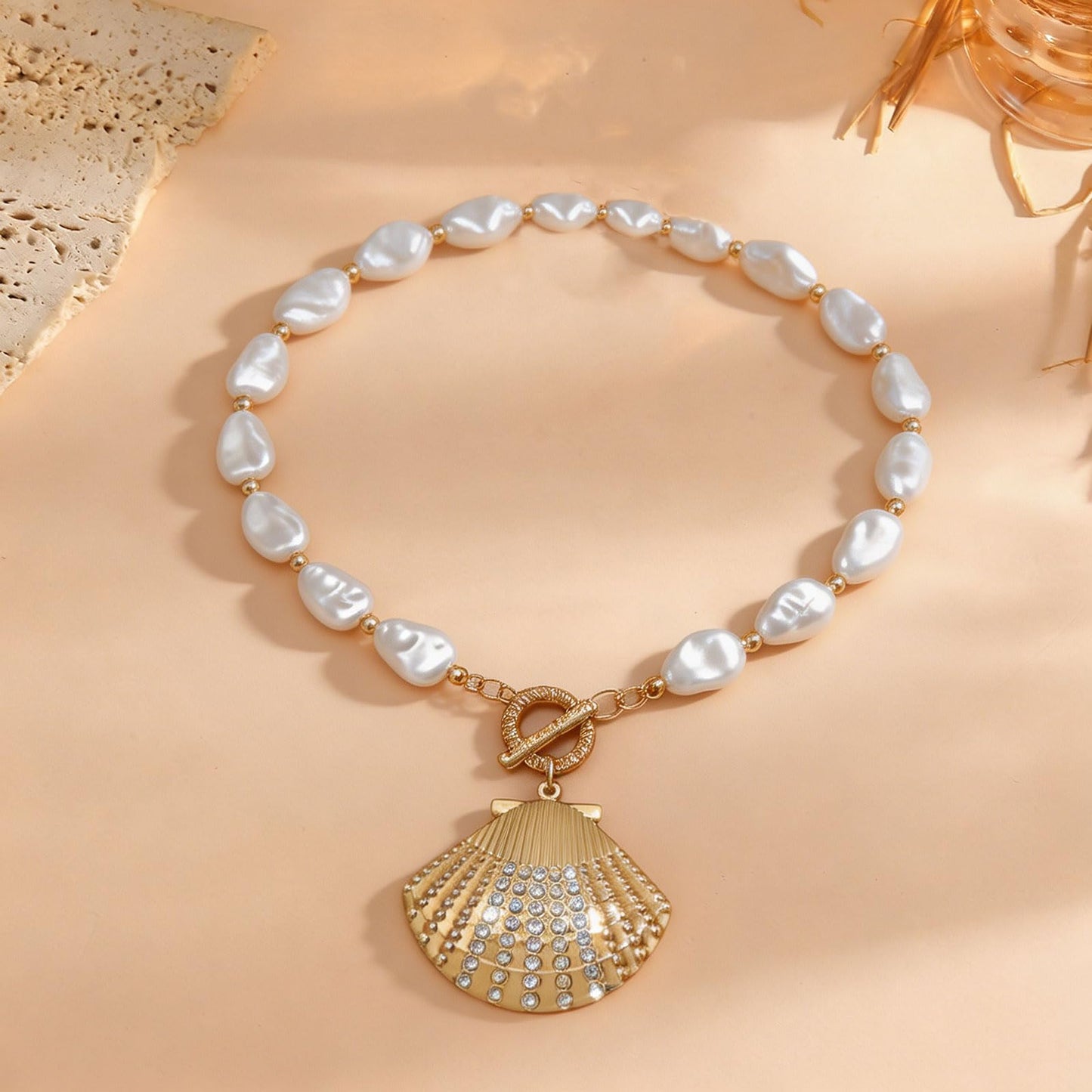 Chunky Gold Starfish Necklace for Women Big Gold Starfish Pendant Necklace Dainty Baroque Pearl Choker Necklaces Summer Beach Jewelry Gifts for Women (Shells)
