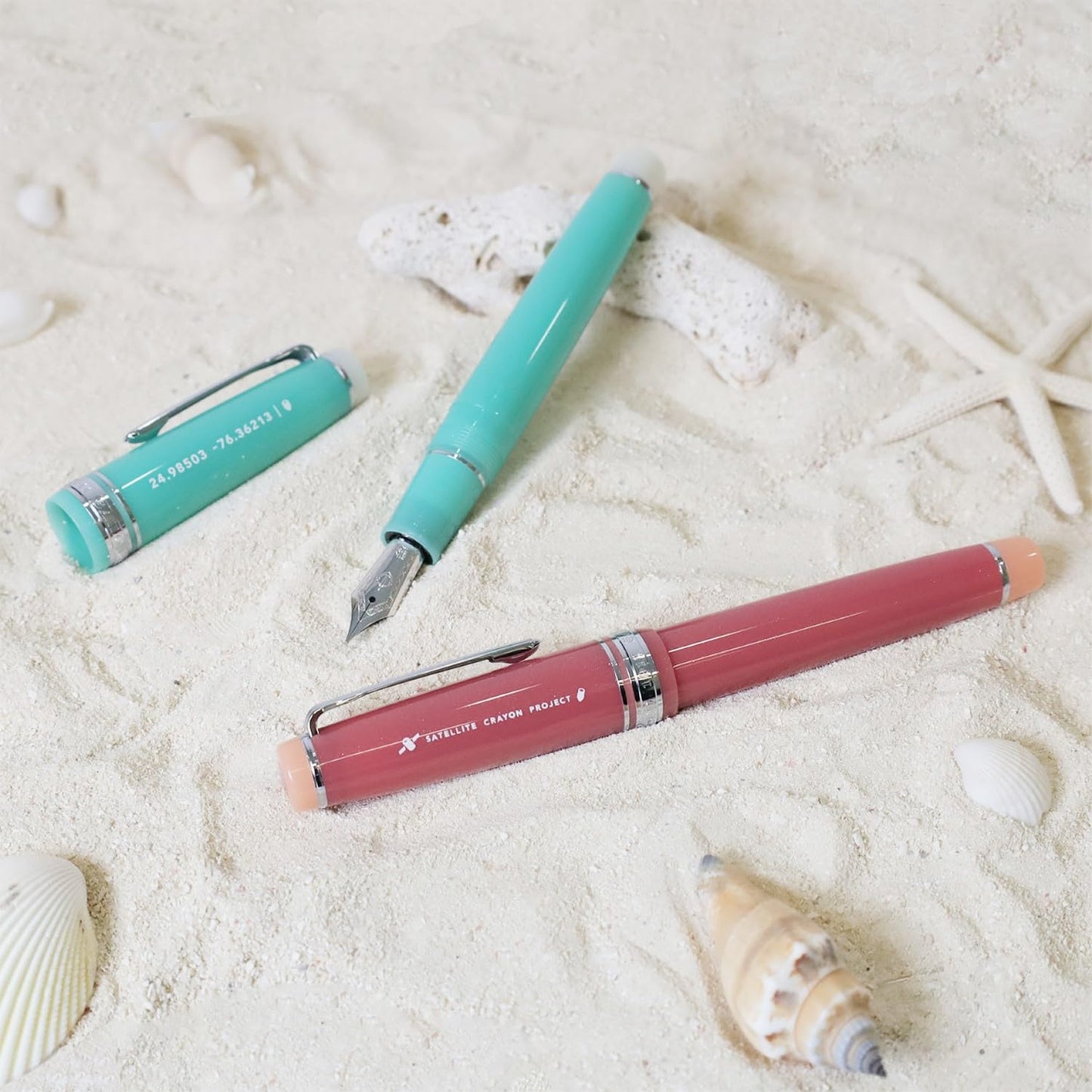 Sailor Fountain Pen, Eleuthera Island, Eleuthera Island, Medium Point, 21K Gold Nib, Large 10-2091-341