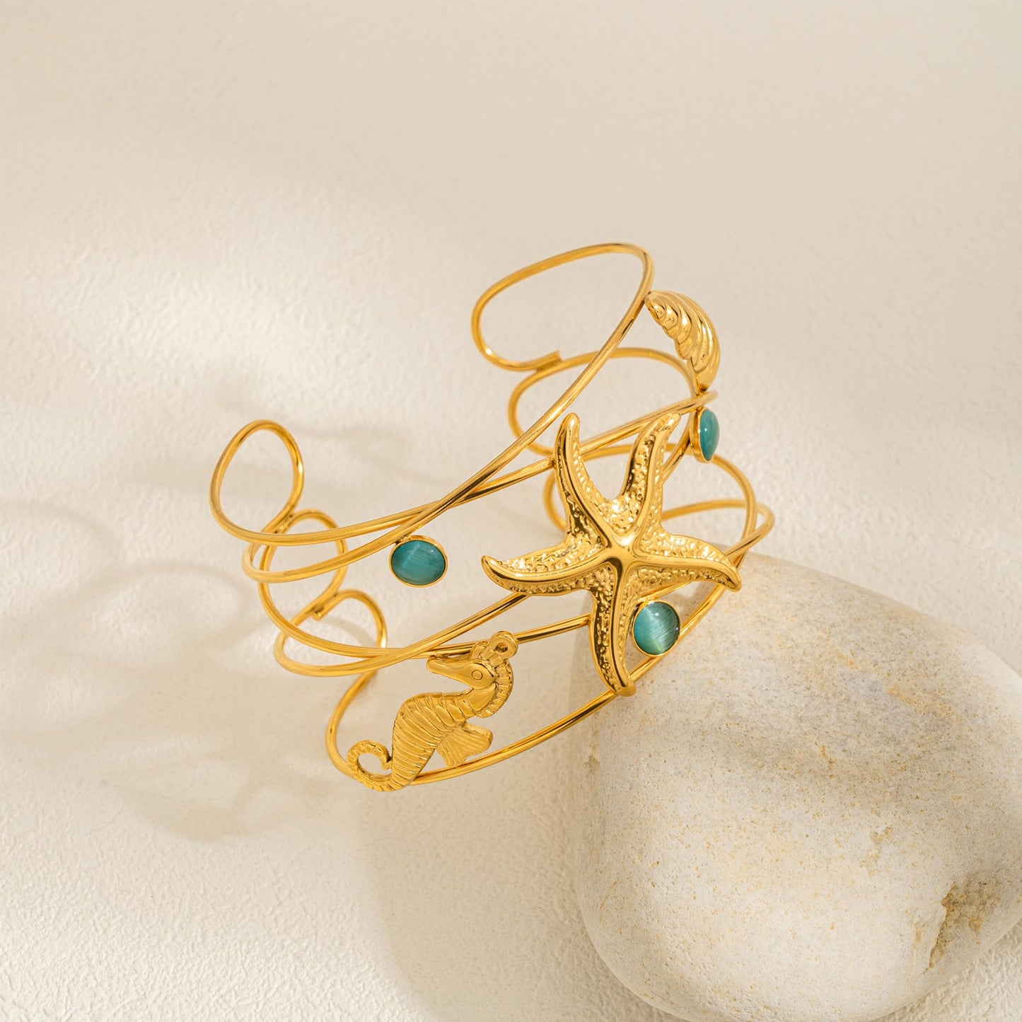 TONLUYAX Gold Starfish Conch Cuff Bangle Bracelet for Women Chunky Summer Beachy Bracelets Adjustable Trendy Jewelry