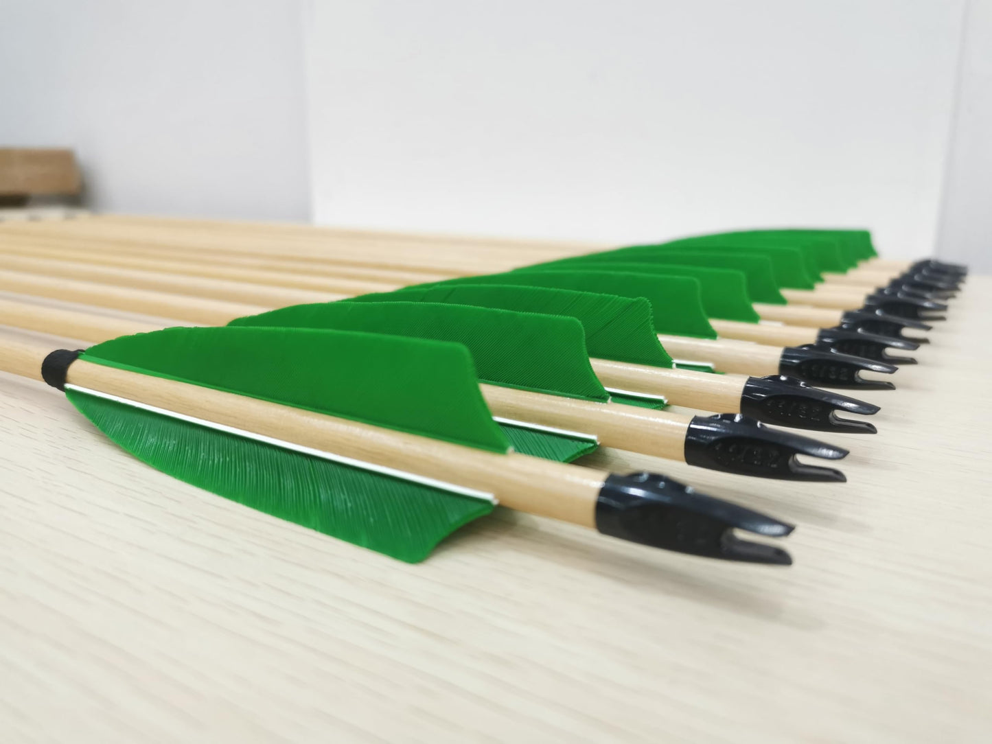 PG1ARCHERY 32INCH Archery Wooden Arrows Practice Target Arrows for Longbow Recurve Bow (Pack of 12)