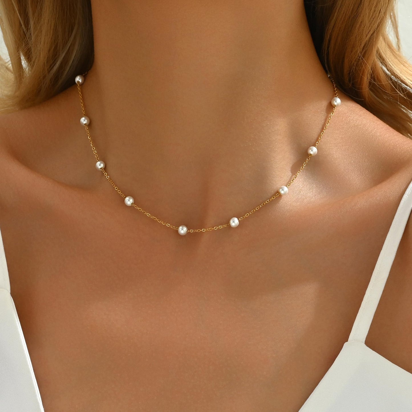 Jewigo Pearl Necklaces for Women 18K Gold Plated Pearl Choker Necklace Dainty Pearls Pendant Necklace Simple Small Pearls Bridesmaid Wedding Jewelry Gift