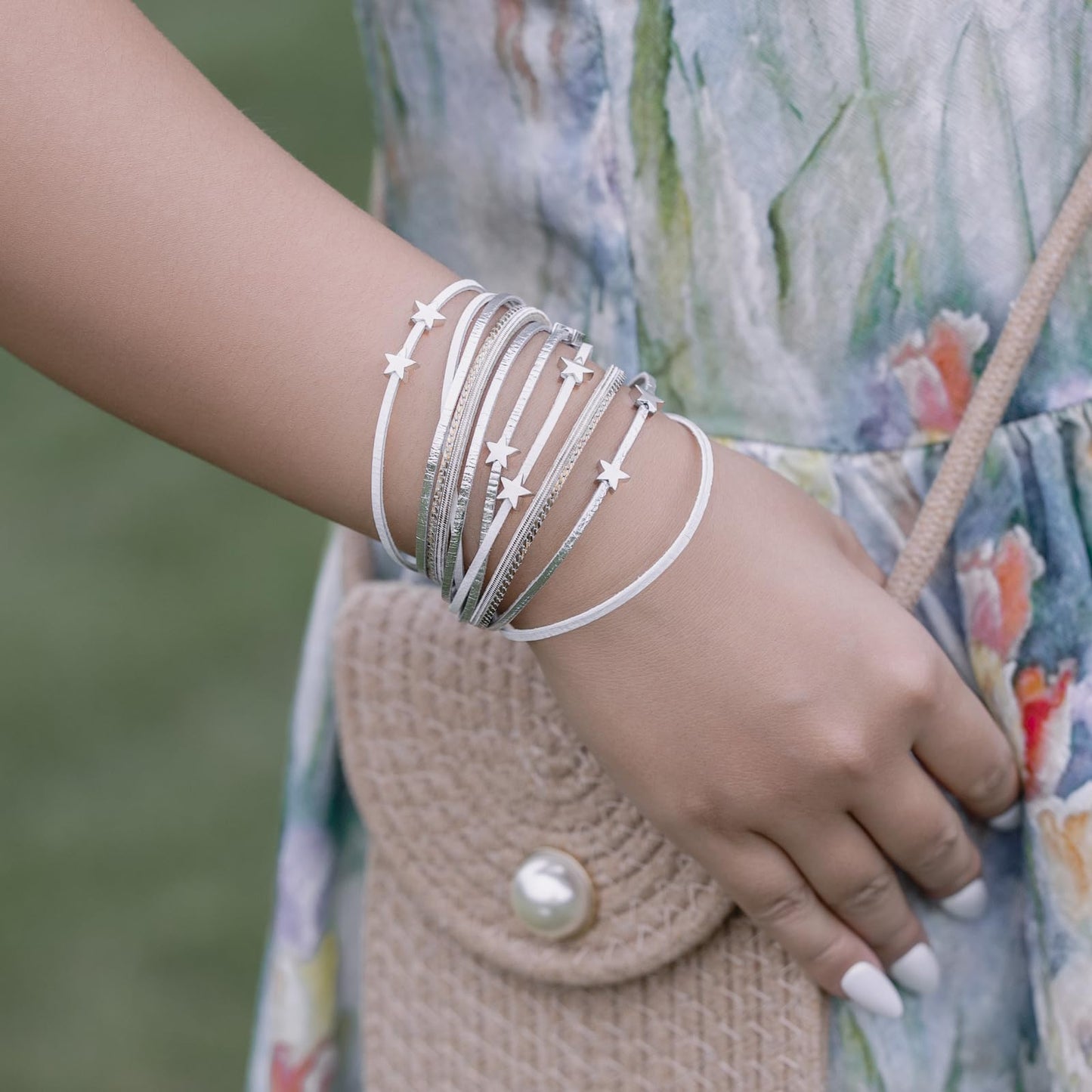 FANCY SHINY Leather Wrap Star Bracelet Boho Bangle Bracelets for Women Trendy Stackable Cute Star Bracelet with Magnetic Clasp(White)