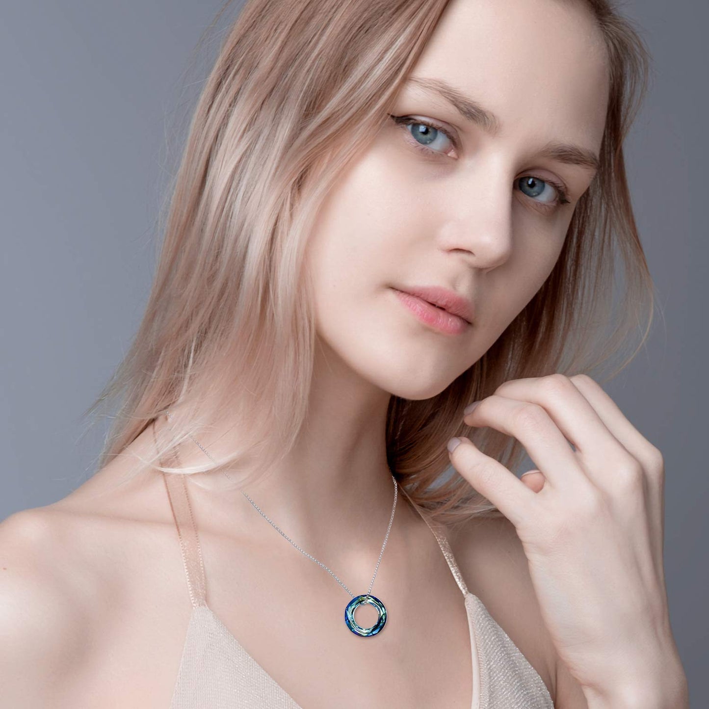 AOBOCO Circle Crystal Necklace 925 Sterling Silver Blue Crystal Pendant Necklace for Women with Austrian Crystals Jewelry for Women Christmas Birthday Holiday Gifts (Dia 0.78" Circle Blue)