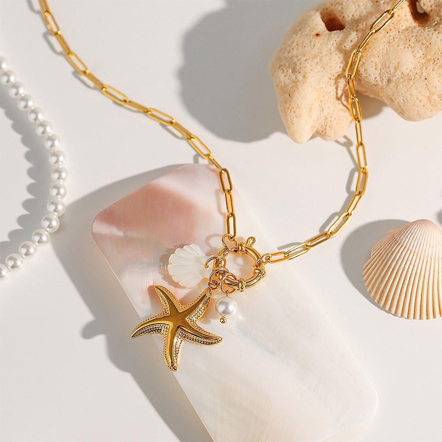 Biuwos Summer Necklace for Women Metal Starfish Seashell Pendant Necklace Vacation Beach Jewelry