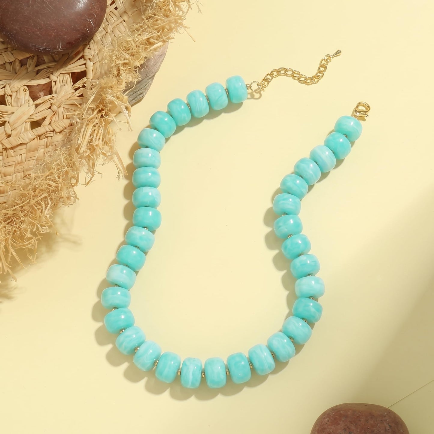 Badu Mint Green Chunky Beaded Necklace for Women,Acrylic Bead Choker Statement Necklace Cute Trendy Necklaces Jewelry Gifts