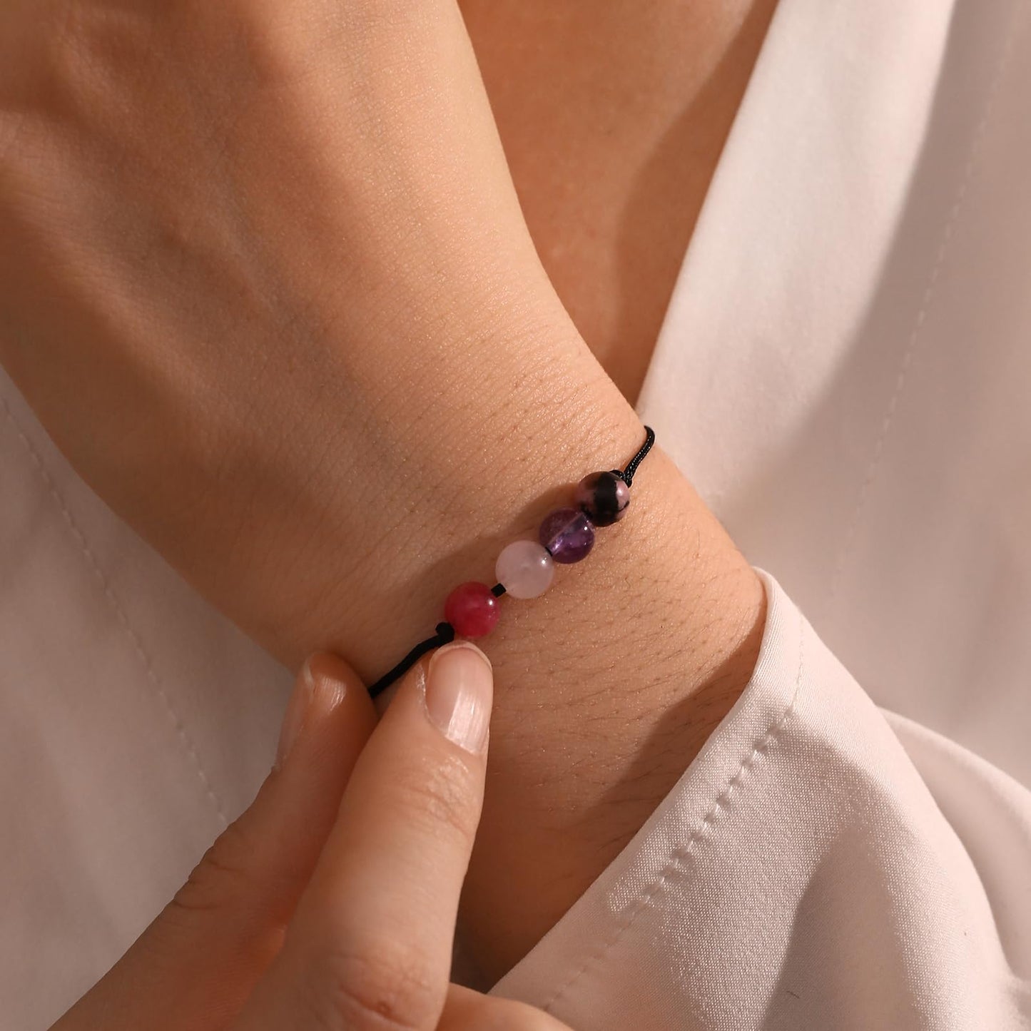 Korotho Positive Bracelet Energy Bracelets for Women Men, Positive Vibes No Negativity Spiritual Crystal Bead Bracelet Inspirational Healing Crystal Empath Protection Jewelry Gifts for Students