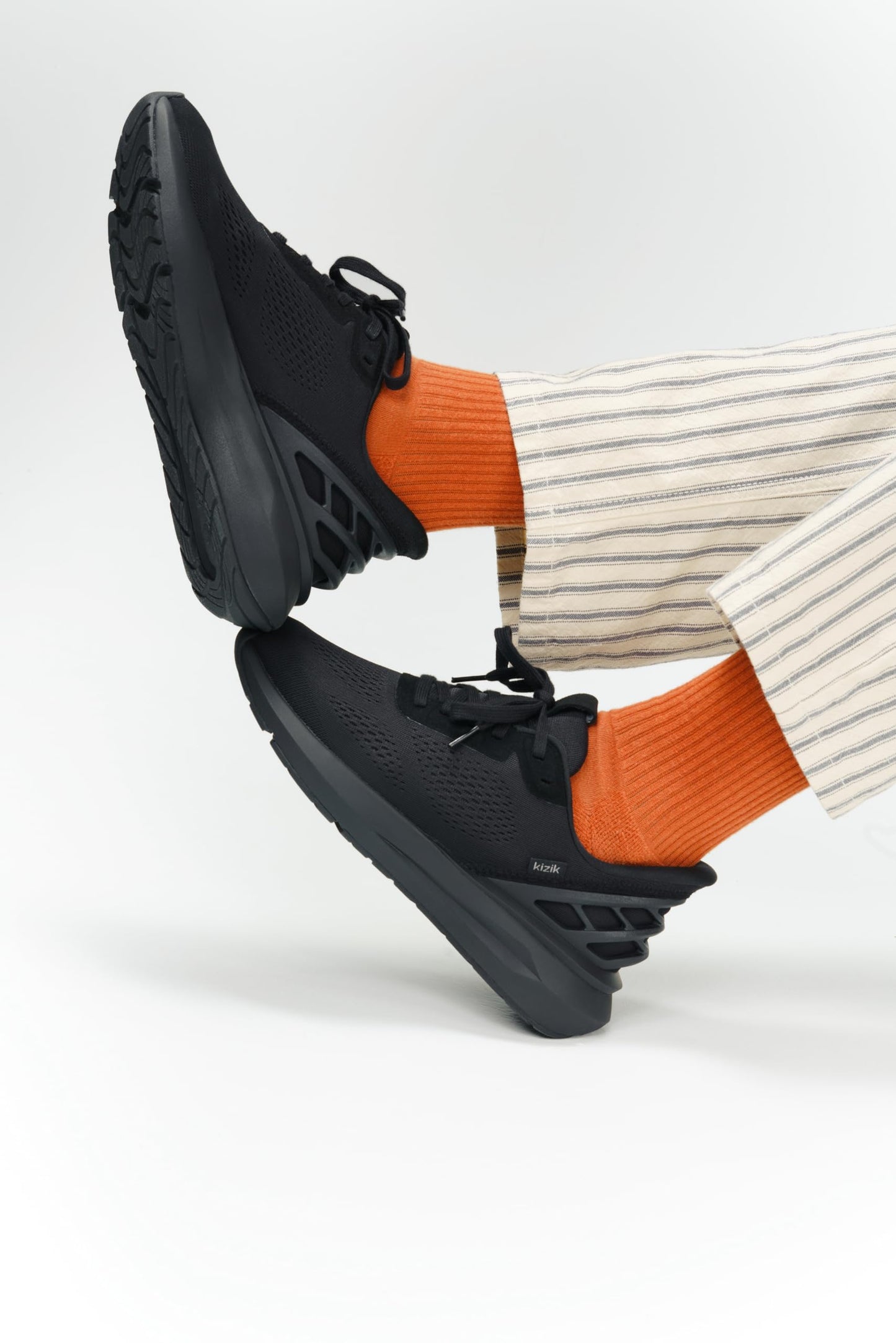Kizik Athens 2 Hands-Free Slip On Shoes for Men Blackout