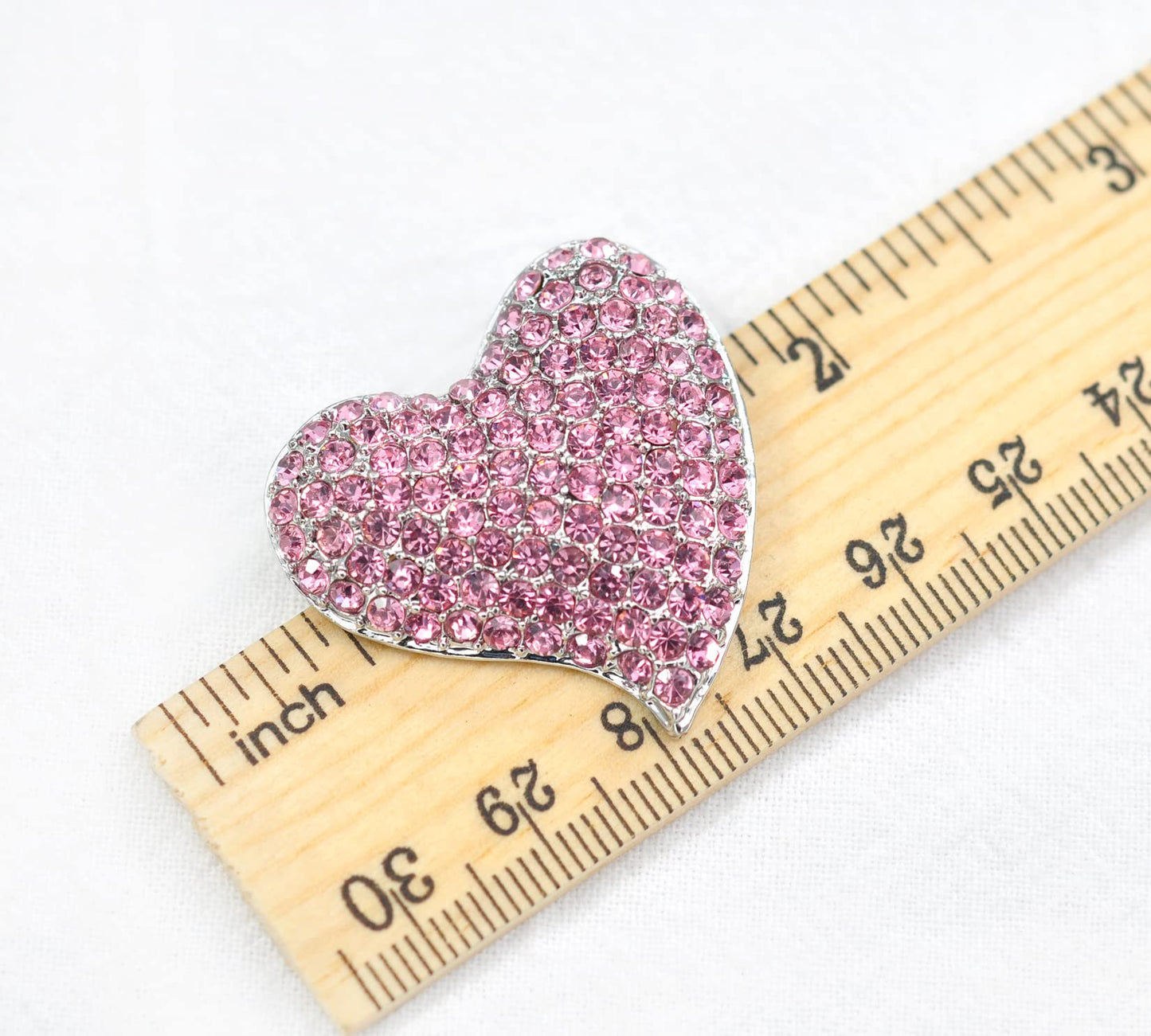 Gyn&Joy Silvery Tone Austrian Crystal Love Heart Brooch Pin BZ264 (Pink)