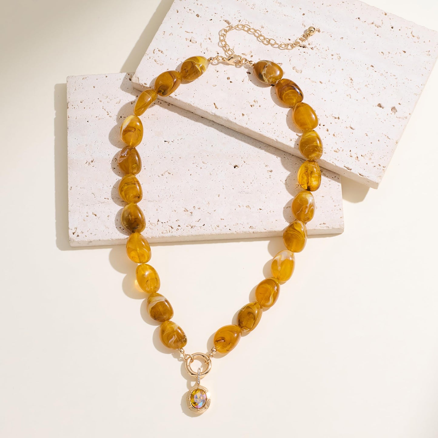 Vintage Amber Acrylic Beaded Necklace for Women, 14K Gold Plated Statement Necklace with Cubic Zirconia Pendant, Boho Chunky Resin Choker Necklace, Retro Chunky Necklaces for Wedding Party Prom Jewelry Gifts