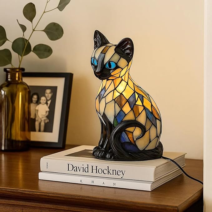 Cat Lamp, Stained Glass Cat Lamp, Decorative Resin LED Night Light for Cat Lovers, USB Vintage 3D Table Lamp Cozy Glow for Desk & Mantel – Fun Gift for Pet Owners (Siamese Cat B)