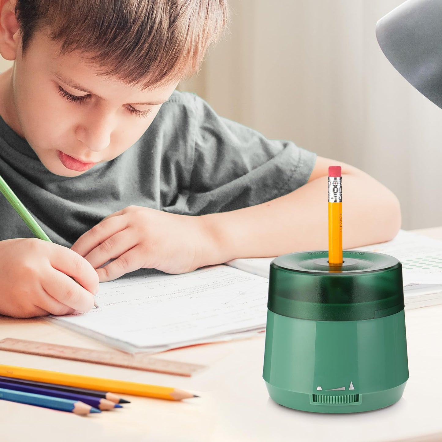Electric Pencil Sharpener, Dual Power USB Battery Operated, Portable Design for 6-8mm Pencils, Home School Office Use (Green)