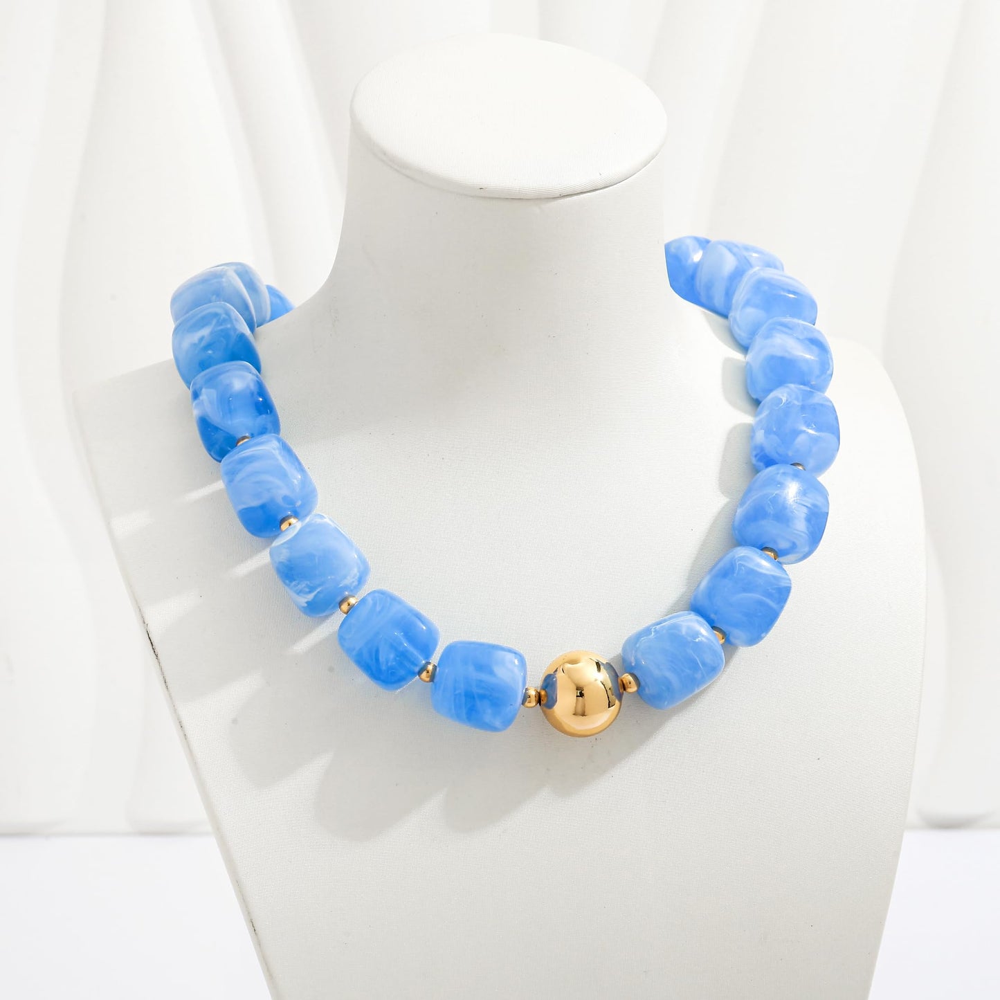 WOWORAMA Chunky Choker Necklaces for Women Sky Blue Large Square Resin Beads Necklace Trendy Statement Chunky Beaded Necklace Summer Holiday Jewelry