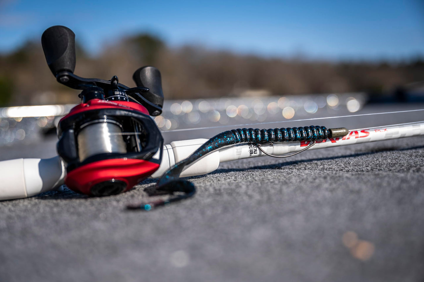 Berkley PowerBait® Power Worm Fishing Bait, Cherryseed, 7in | 18cm, Irresistible Flavor, Classic Curly Tail Worm Profile, Ideal for Spring, Summer and Fall Fishing