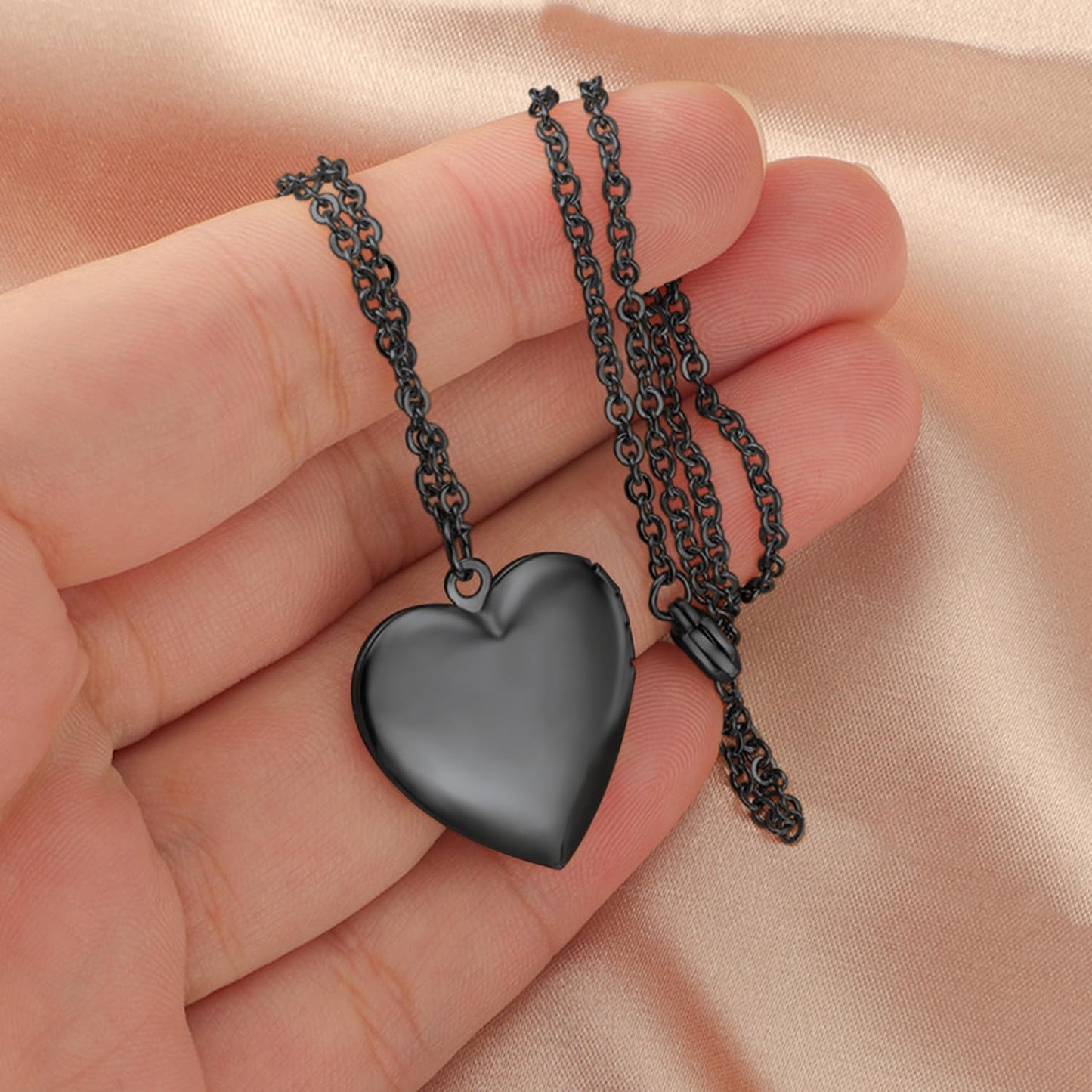 PHOCKSIN Black Heart Lockets Necklace for Girlfriend Locket Necklaces that Holds 2 Pictures Memorial Lockets for Women
