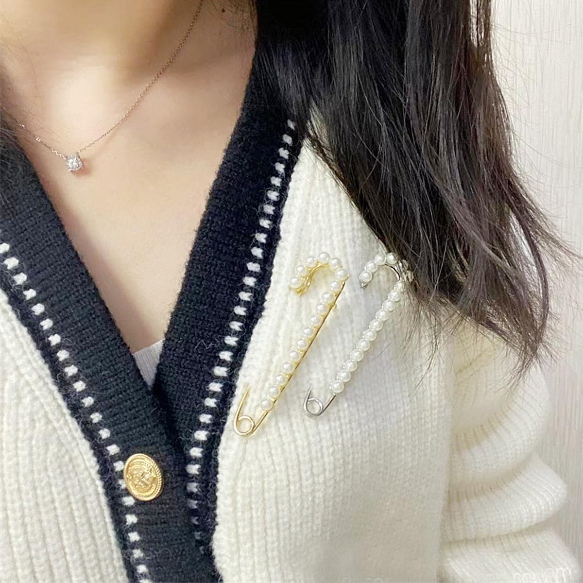 14 Pieces Brooch Safety Pins, Pearl Brooch Button Pin Pant Waist Tightener Pins for Clothes Sweater Shawl Collar Dress Cardigan Shirt Jeans Accessories for Women Girls(Chic)