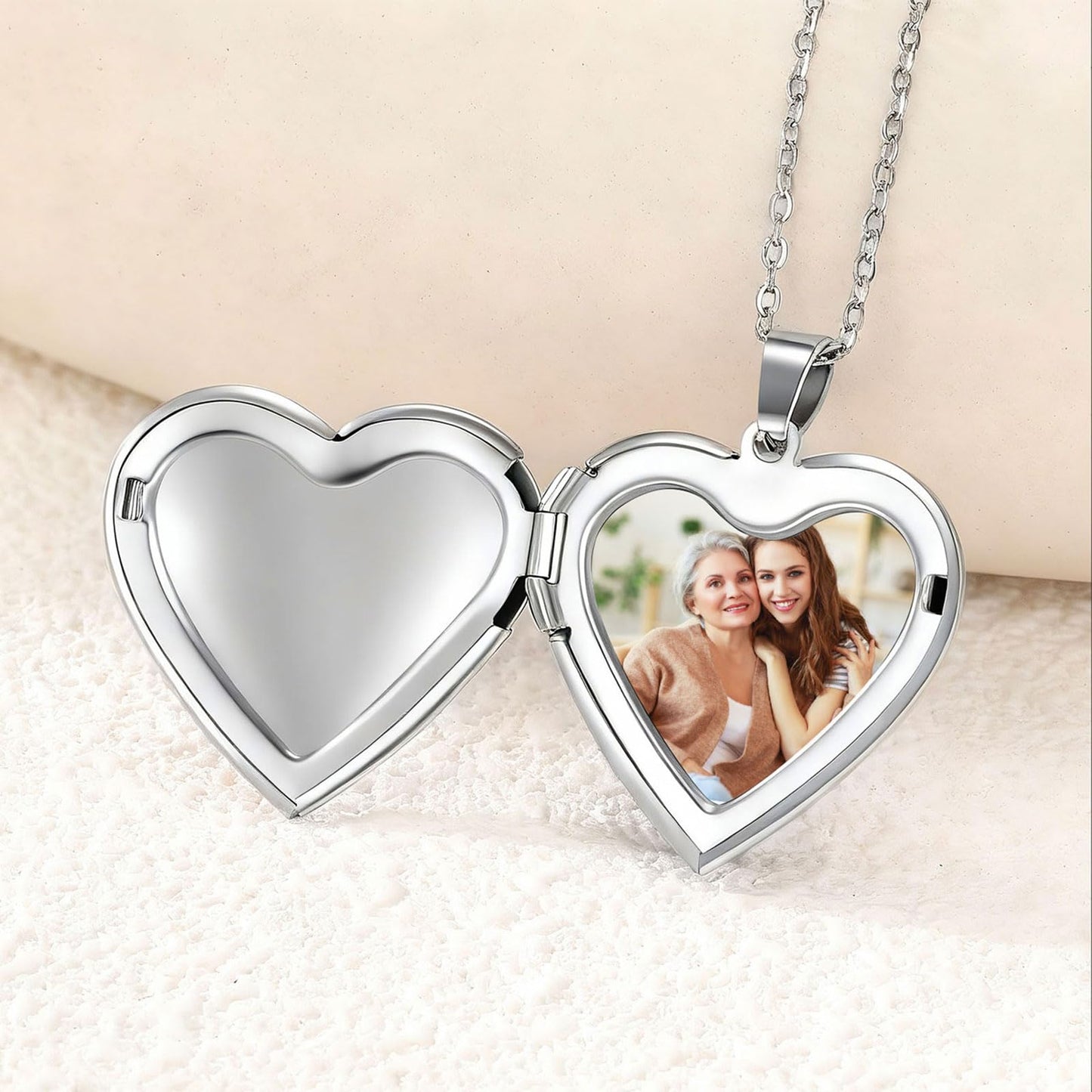 PHOCKSIN Mom I Love You Silver Locket Necklace for Women Heart Locket Necklace for Girls Photo Necklace With Picture Inside Mothers Day Gifts for Women
