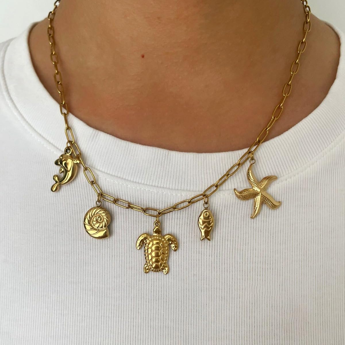 MERGEWORLD Gold Sea Shell And Starfish Necklace For Women Ocean Charm Jewelry -Beach Jewelry with Sea Turtle Dolphin Pendants, Stainless Steel Dainty Beach Gift