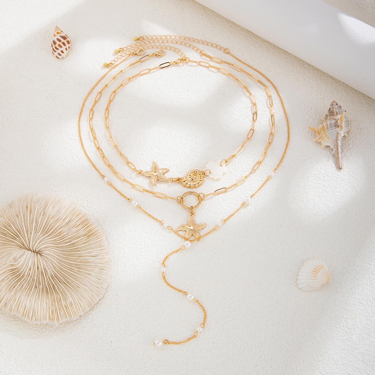 VIYPDRST Layered Starfish Necklaces for Women Trendy Dainty Gold Starfish Seashell Pendant Necklace Summer Beach Jewelry (Gold 4Layer)