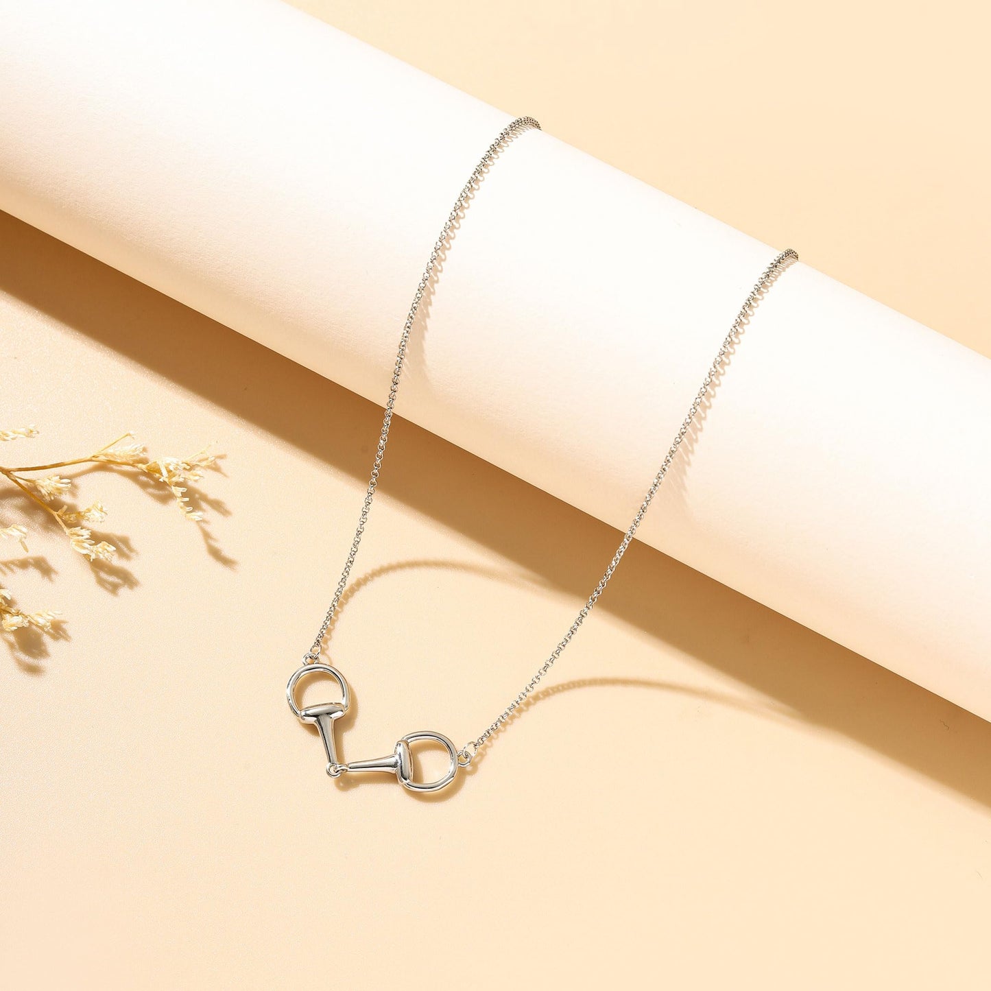 SIYOMONT Horse Necklace 14K Gold Plated Snaffle Bit Snaffle Bit Pendant Necklace Jewelry Gift for Women(S)