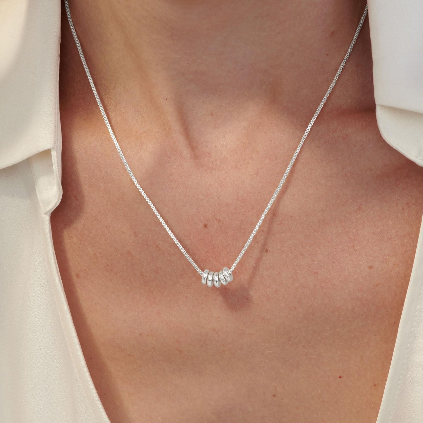 VRIUA Silver Necklace for Women 14K Silver Plated Dainty Silver Necklace Simple Jewelry Everyday
