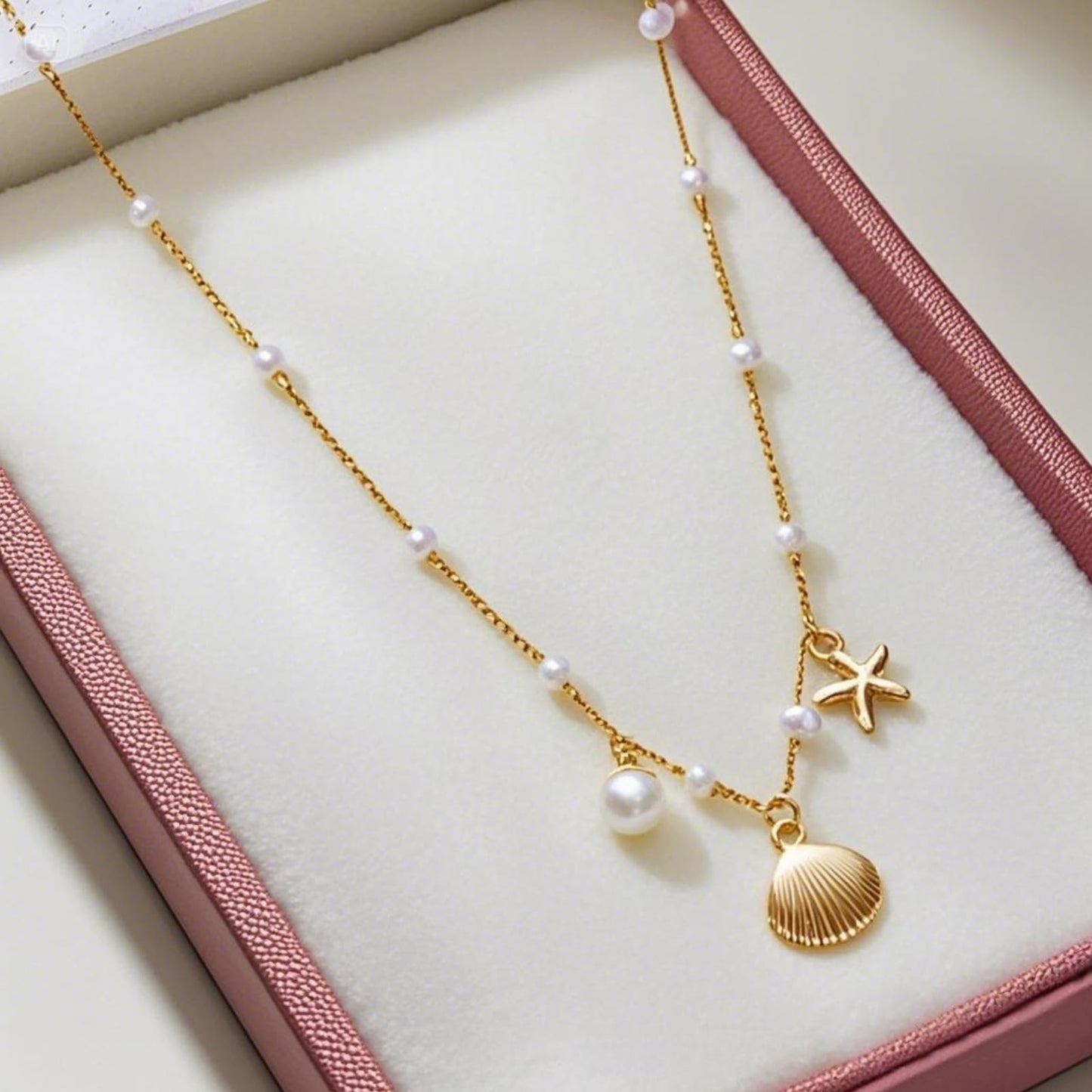 Seashell Charm Necklace for Women Starfish Conch Pendant Pearl Necklaces Trendy Beach Jewelry for Vacation