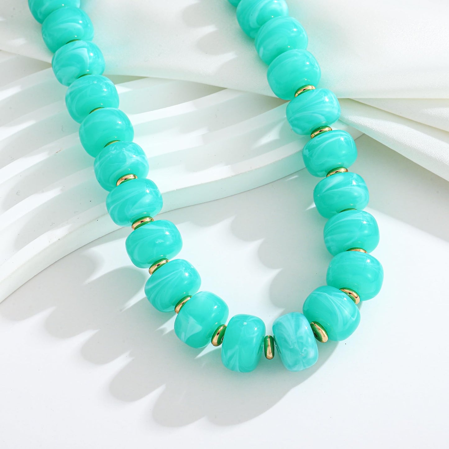 WOWORAMA Chunky Beaded Necklace for Women Lake Blue Resin Beads Choker Necklace Boho Blue Chunky Statement Necklaces Trendy Summer Holiday Jewelry